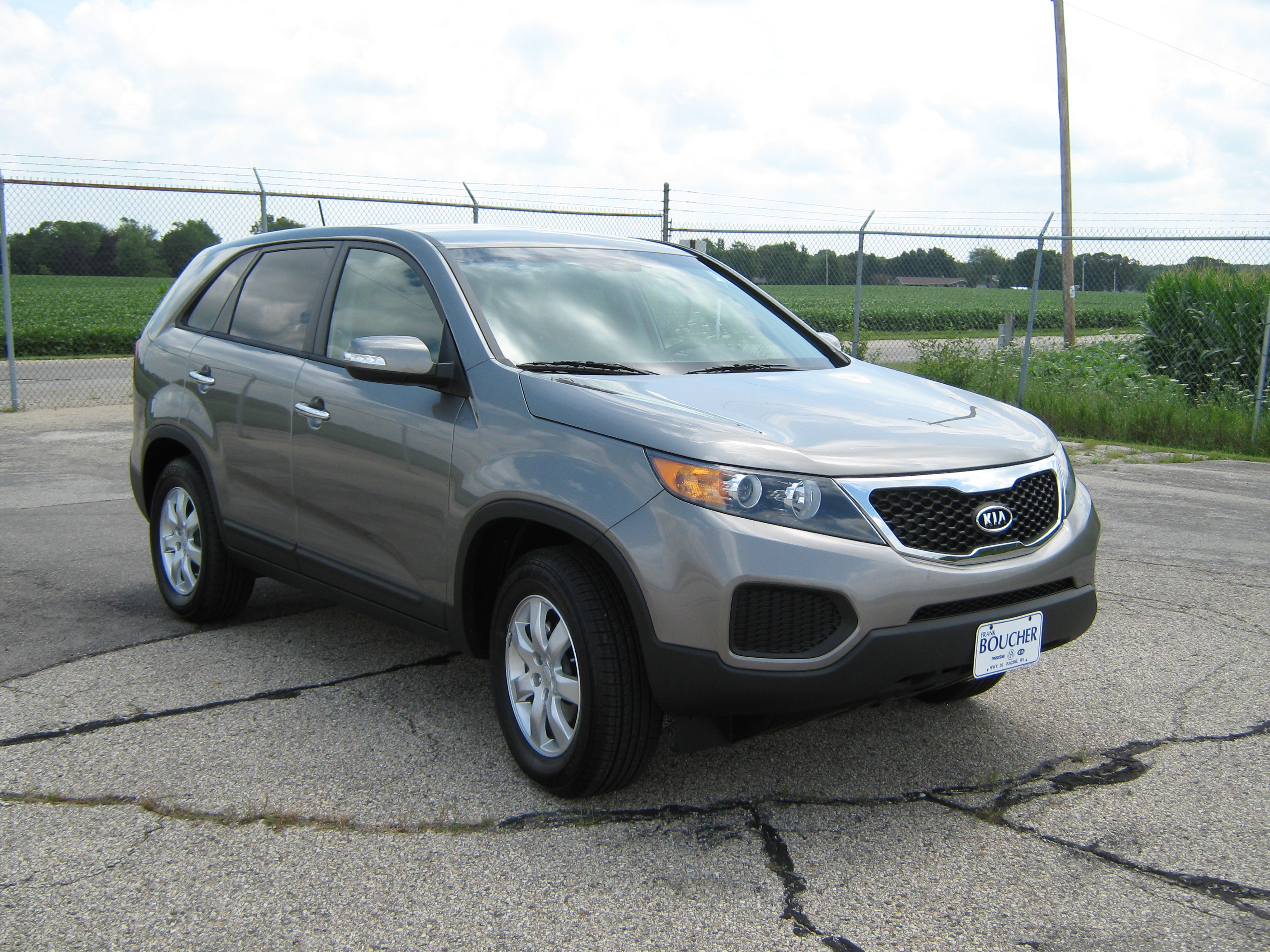 2011 KIA SORENTO crash image