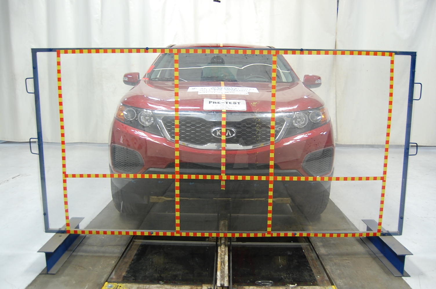 2011 KIA SORENTO crash image
