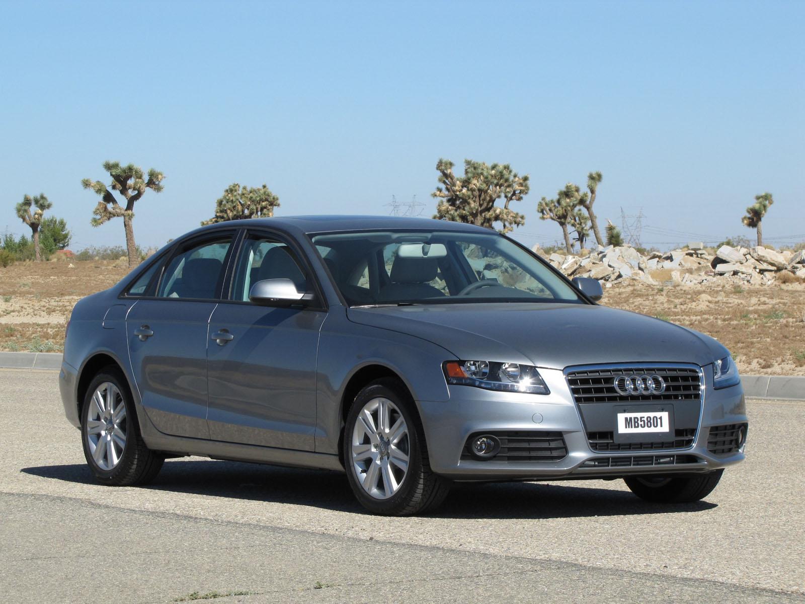 2011 AUDI A4 crash image