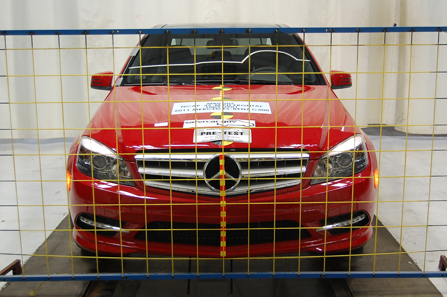 2011 MERCEDES C300 crash image