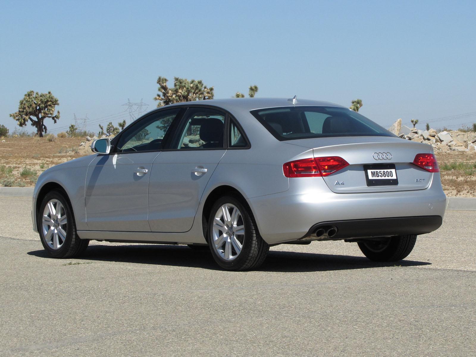 2011 AUDI A4 crash image