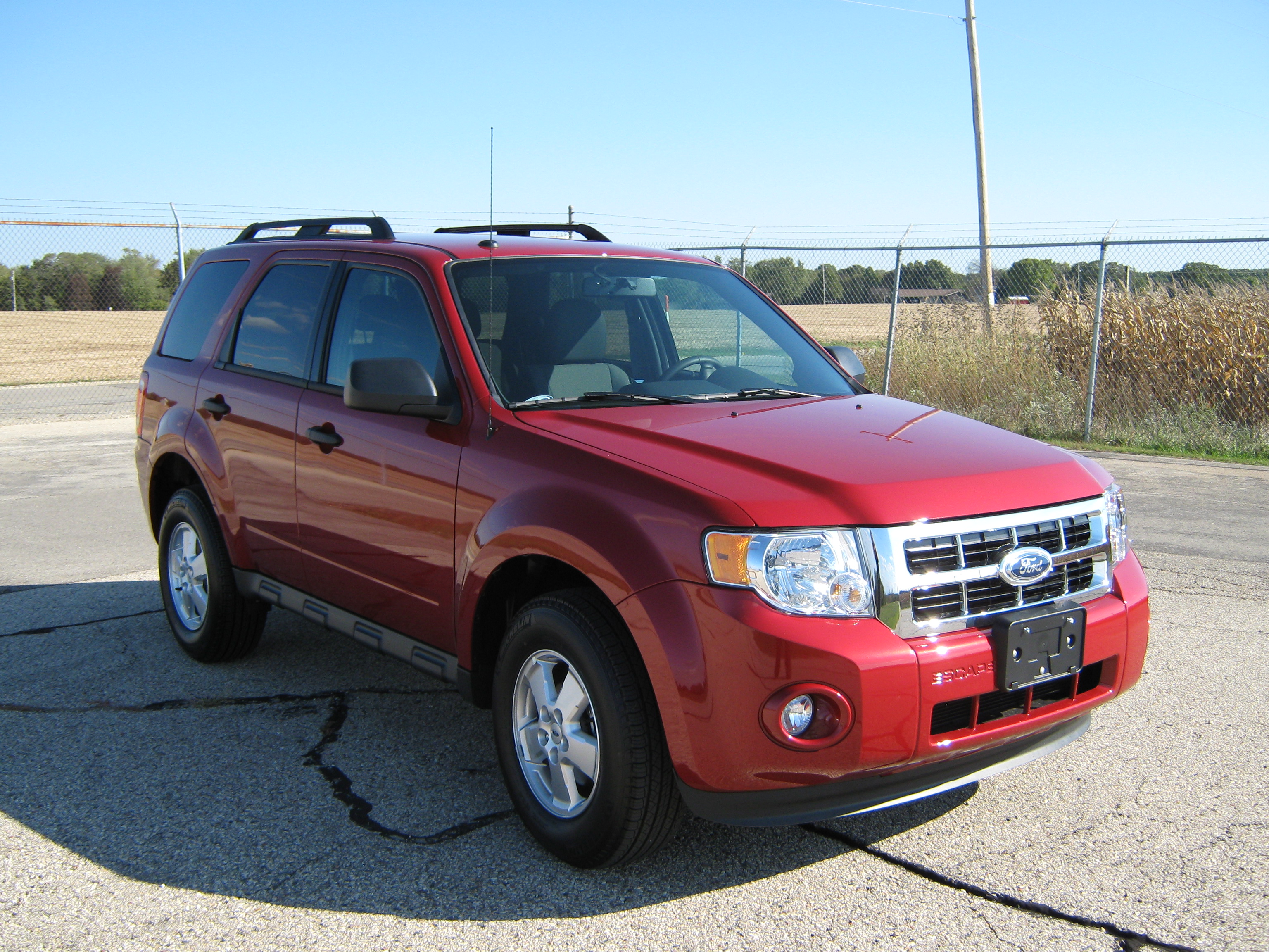 2011 FORD ESCAPE crash image