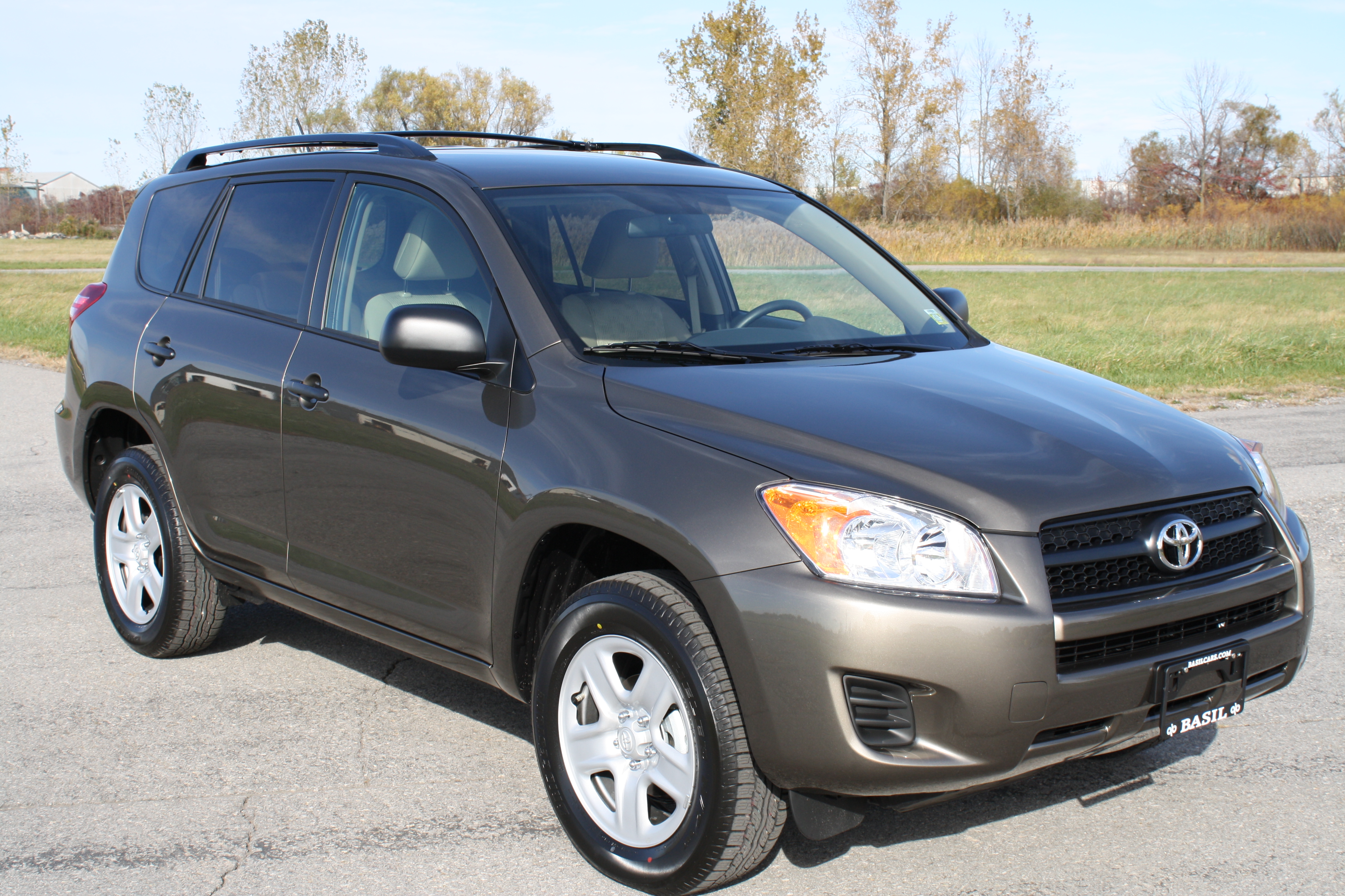 2011 TOYOTA RAV4 crash-test photo