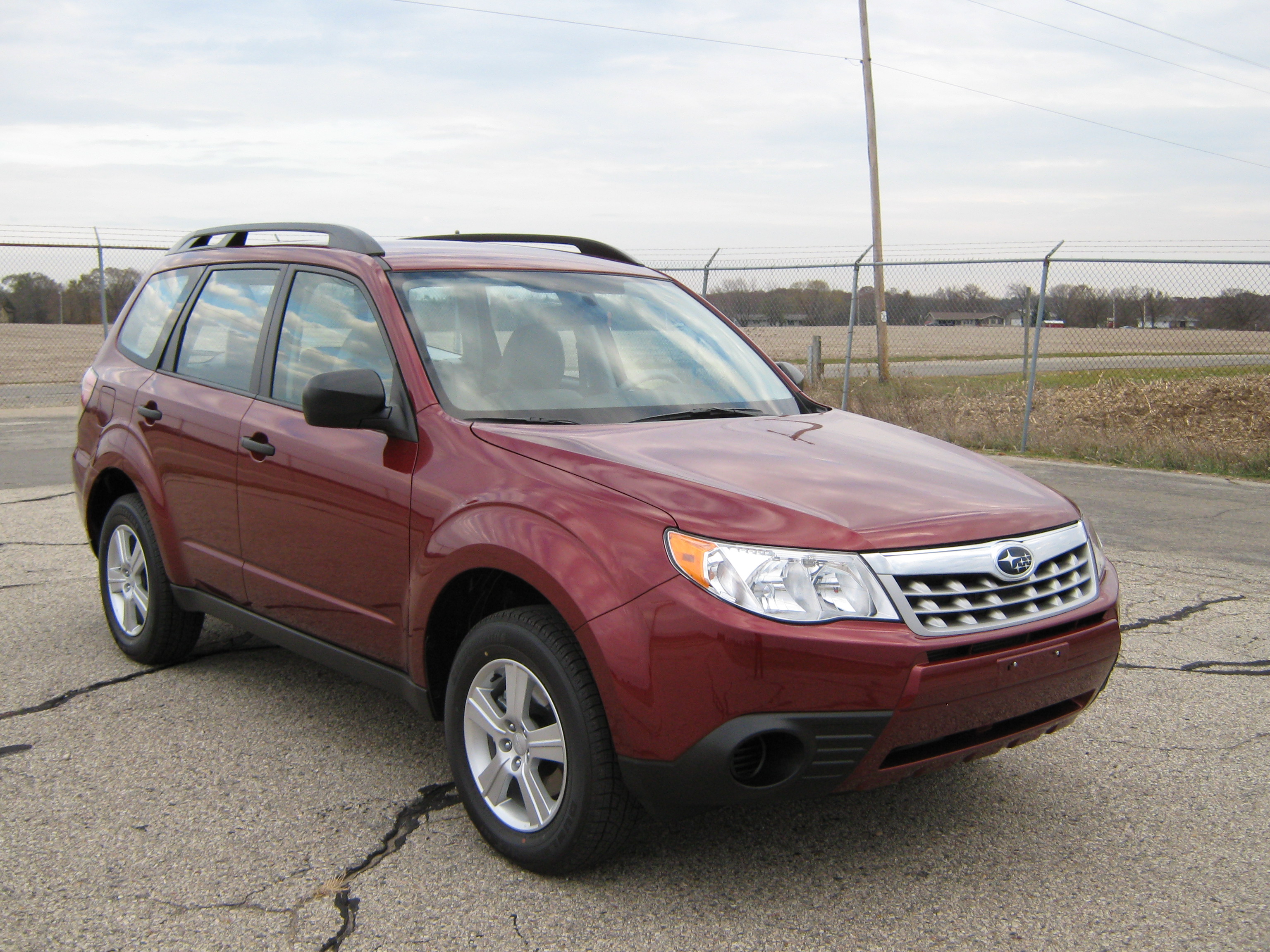 2011 SUBARU FORESTER crash image