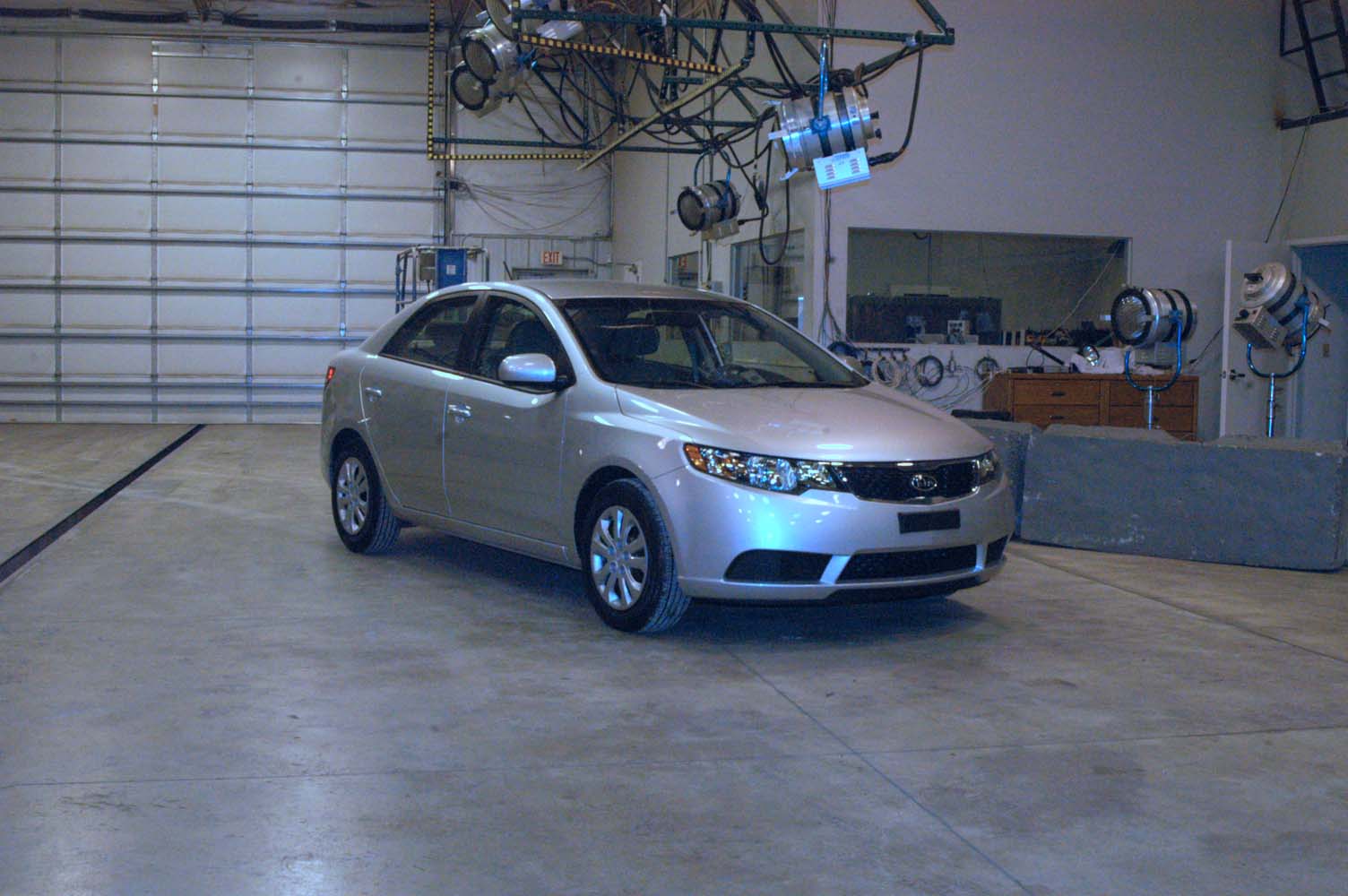 2011 KIA FORTE crash image