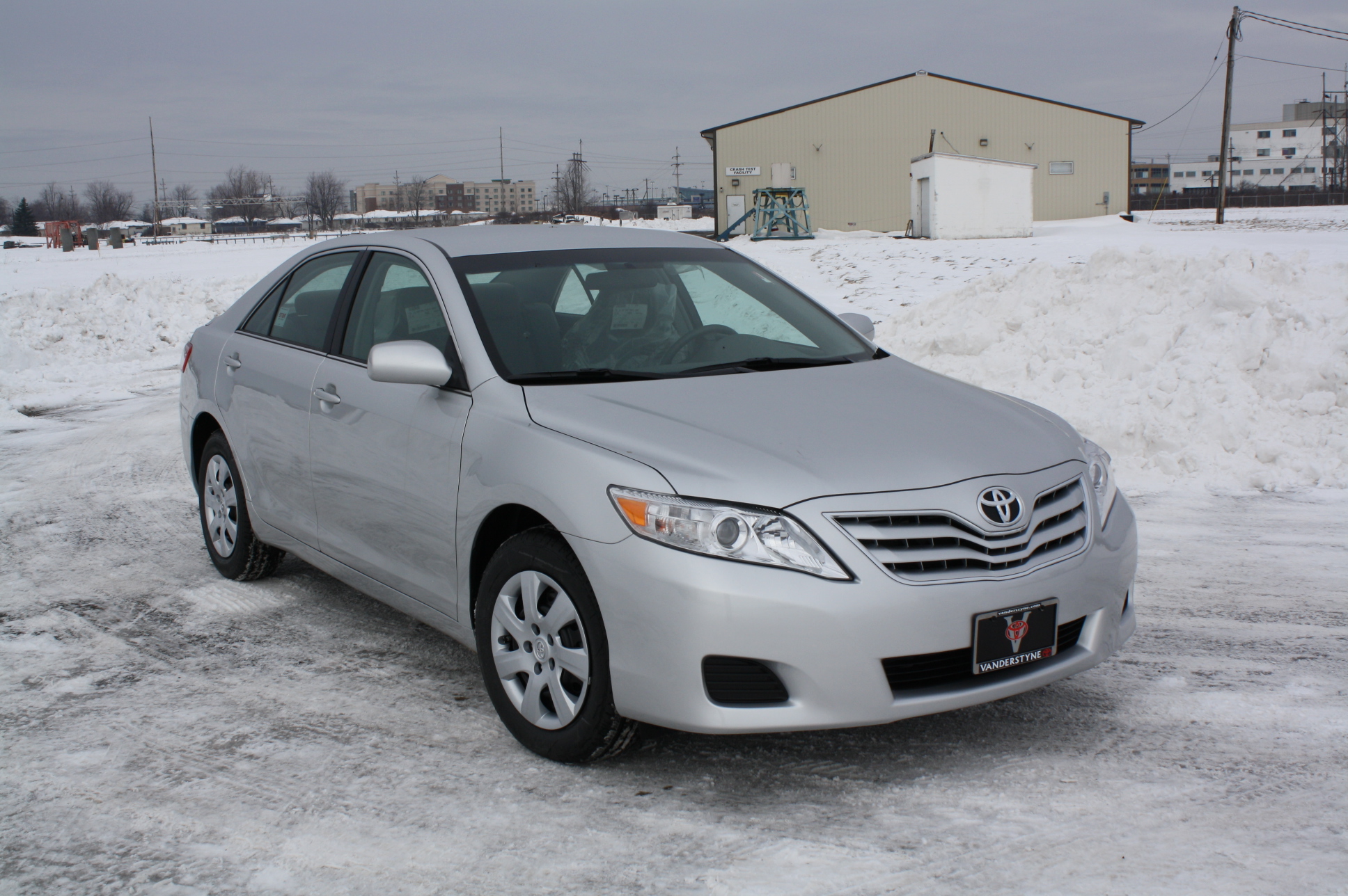 2011 TOYOTA CAMRY crash image