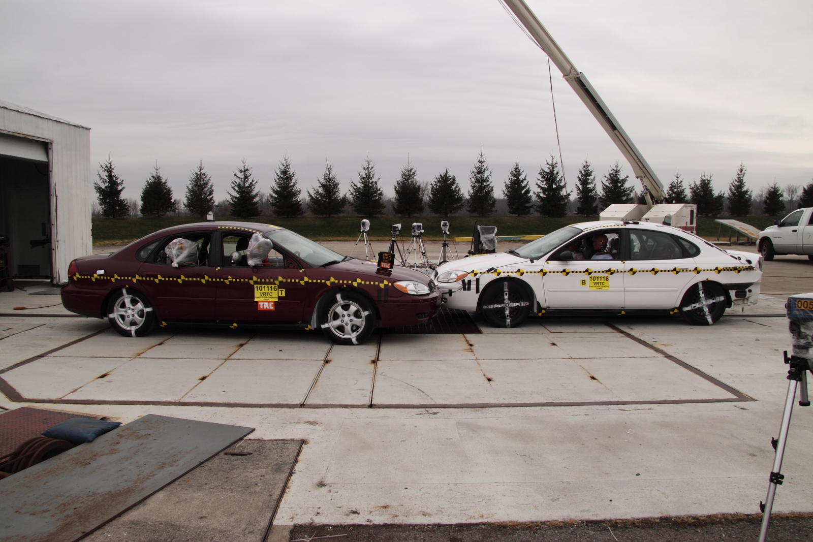 2007 FORD TAURUS crash image