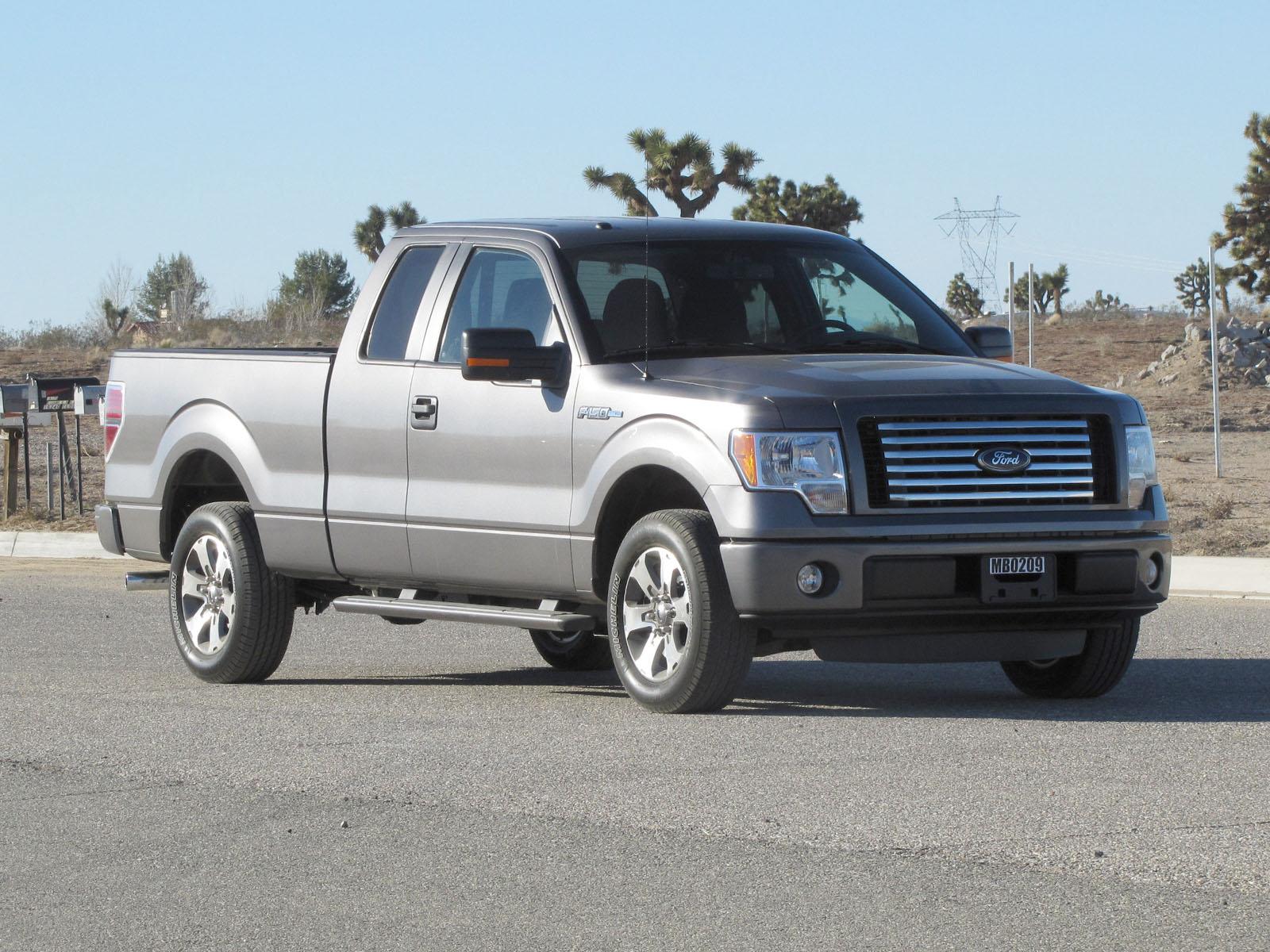 2011 FORD F150 SUPERCAB crash-test photo