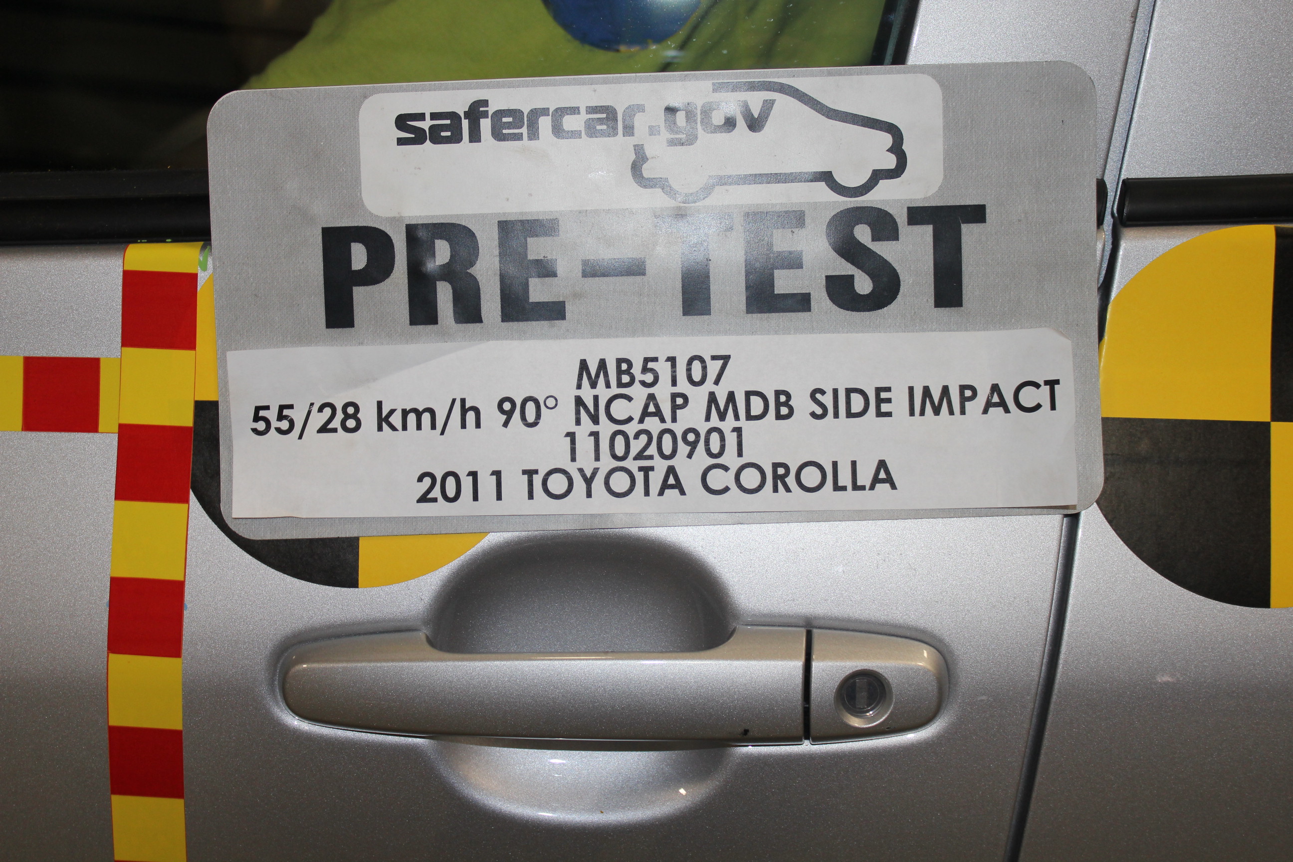 2011 TOYOTA COROLLA crash image 22