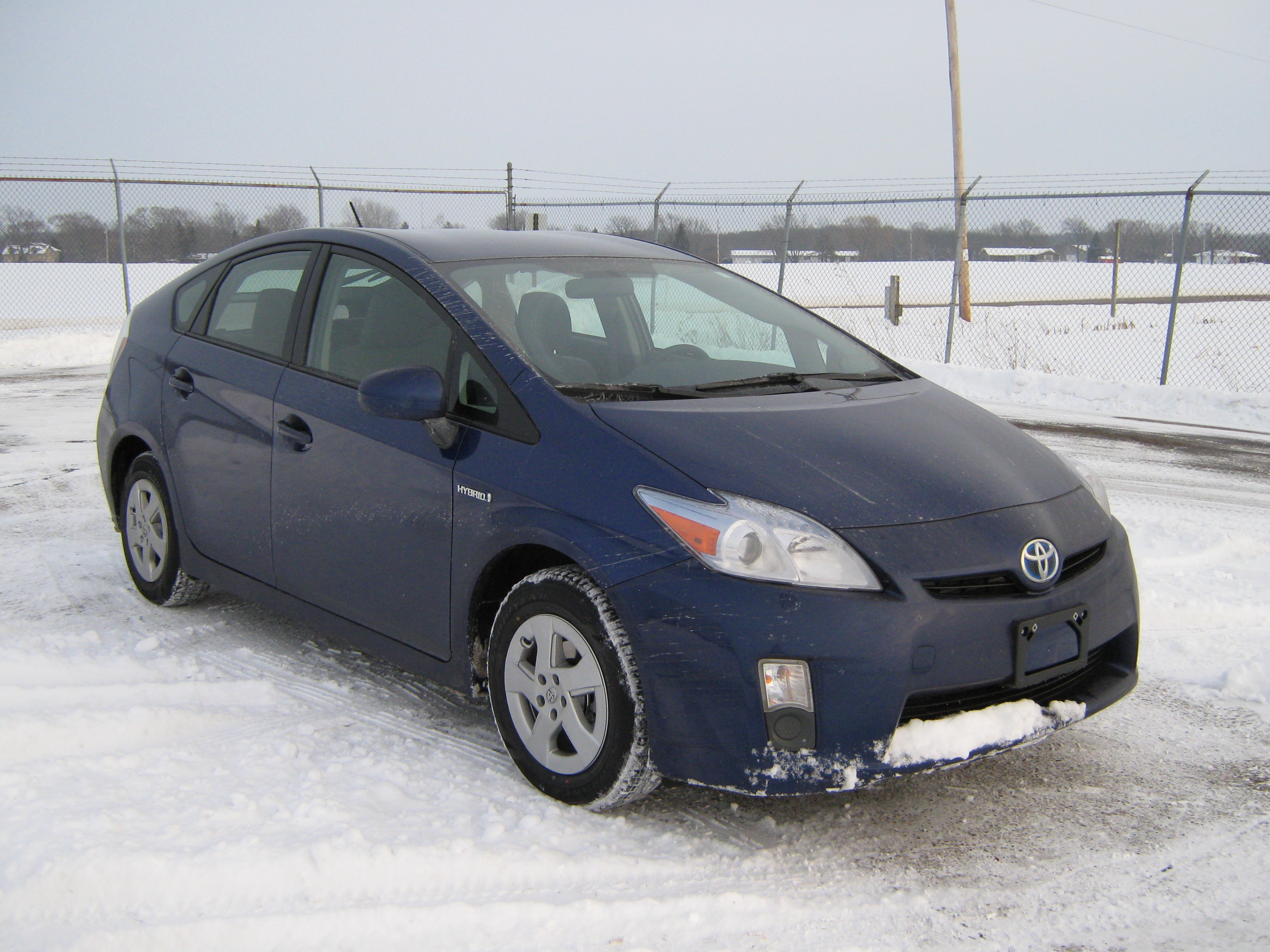 2011 TOYOTA PRIUS crash-test photo