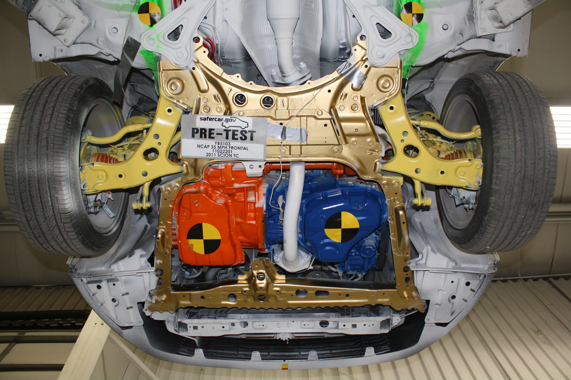 2011 TOYOTA SCION TC crash image 24
