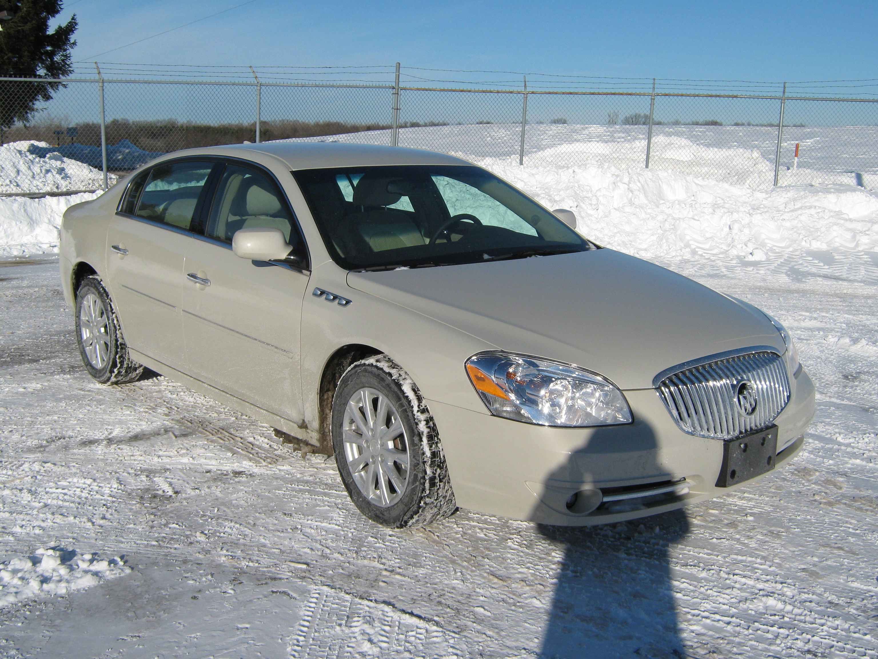 2011 BUICK LUCERNE crash image