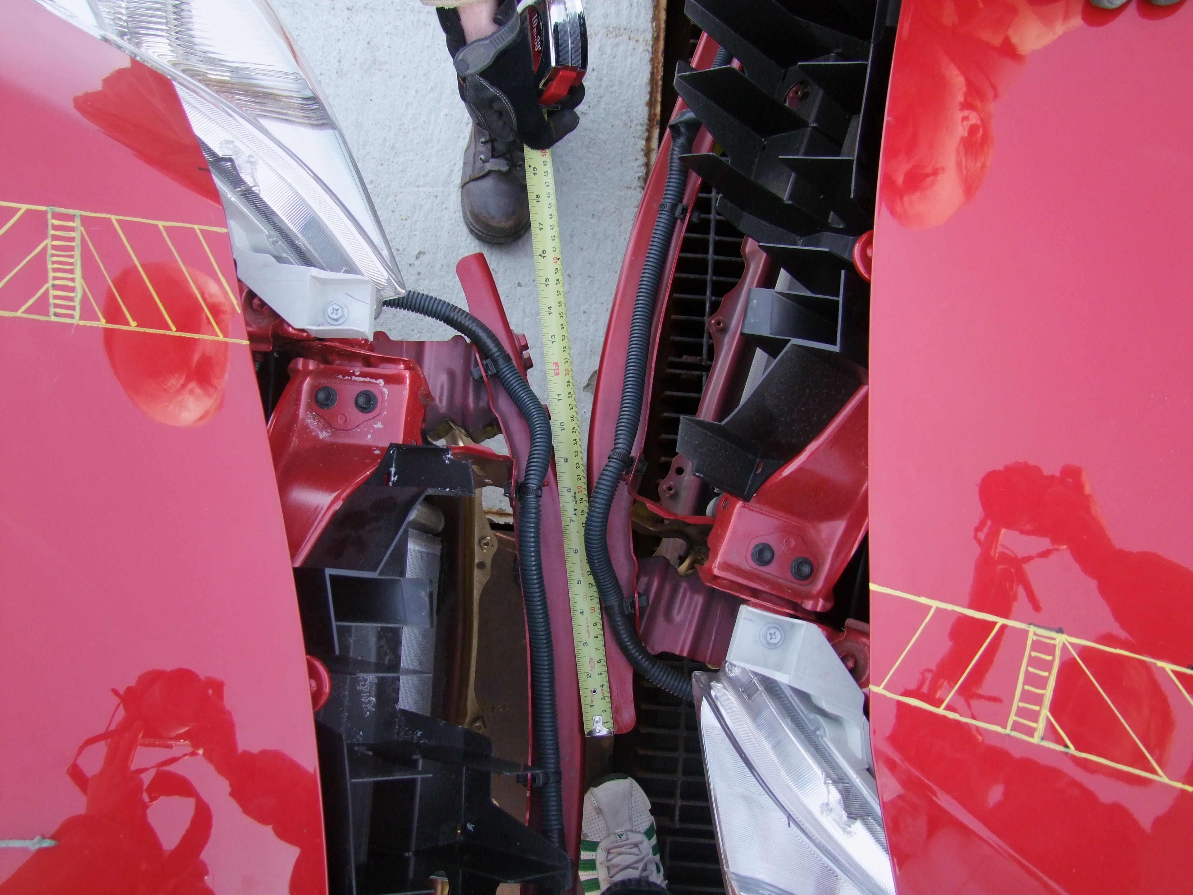 2010 TOYOTA YARIS crash image 10