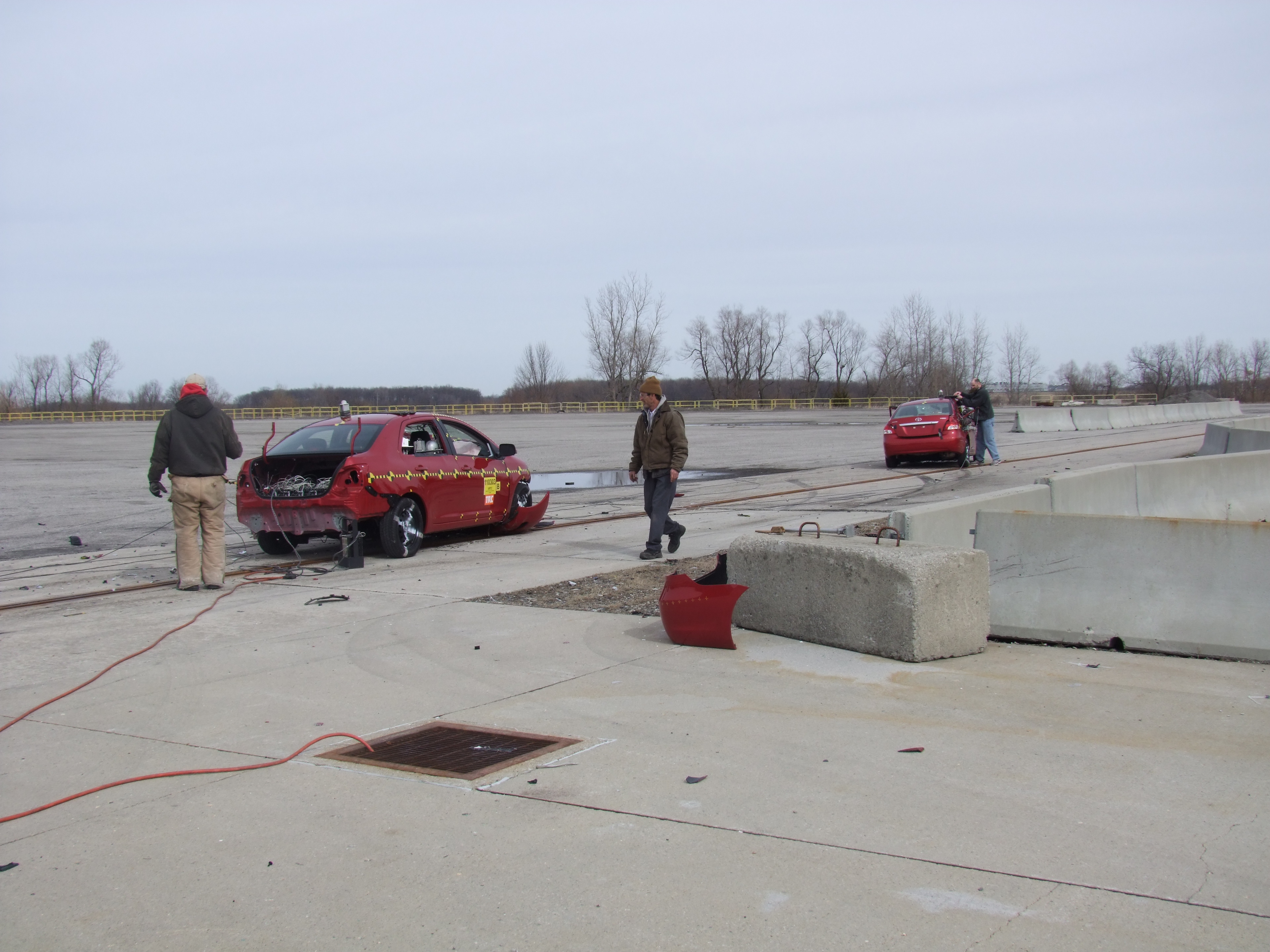 2010 TOYOTA YARIS crash image 22