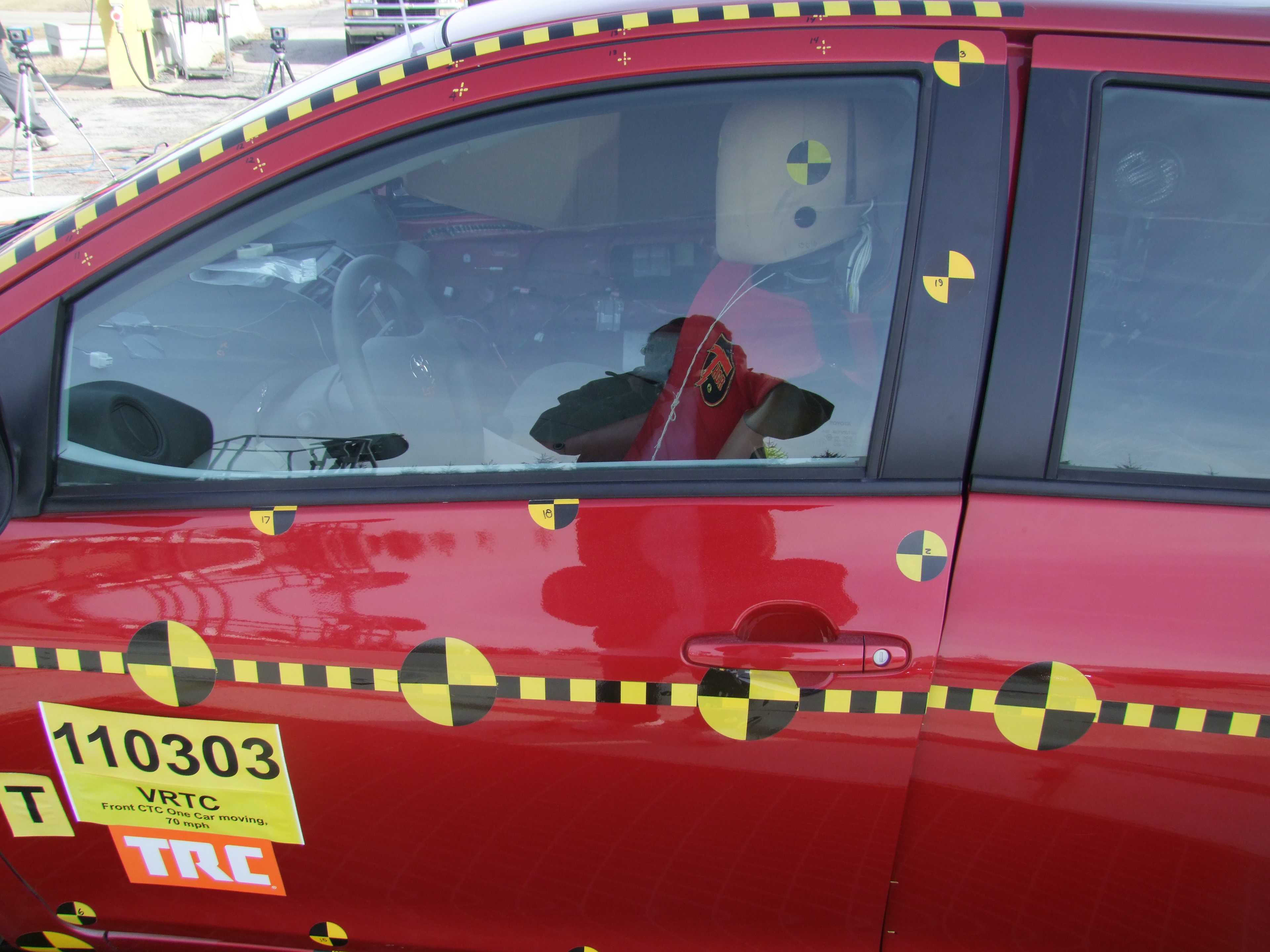 2010 TOYOTA YARIS crash image 6