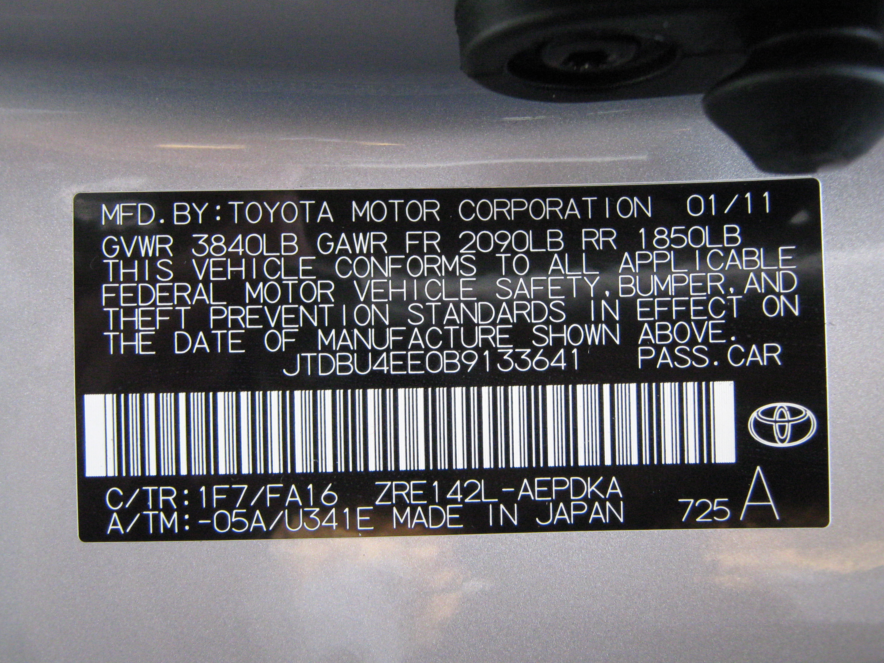 2011 TOYOTA COROLLA crash image 3