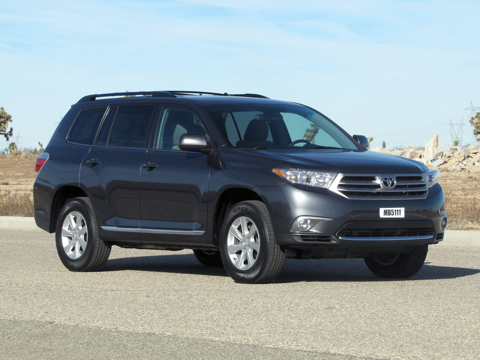 2011 TOYOTA HIGHLANDER crash-test photo