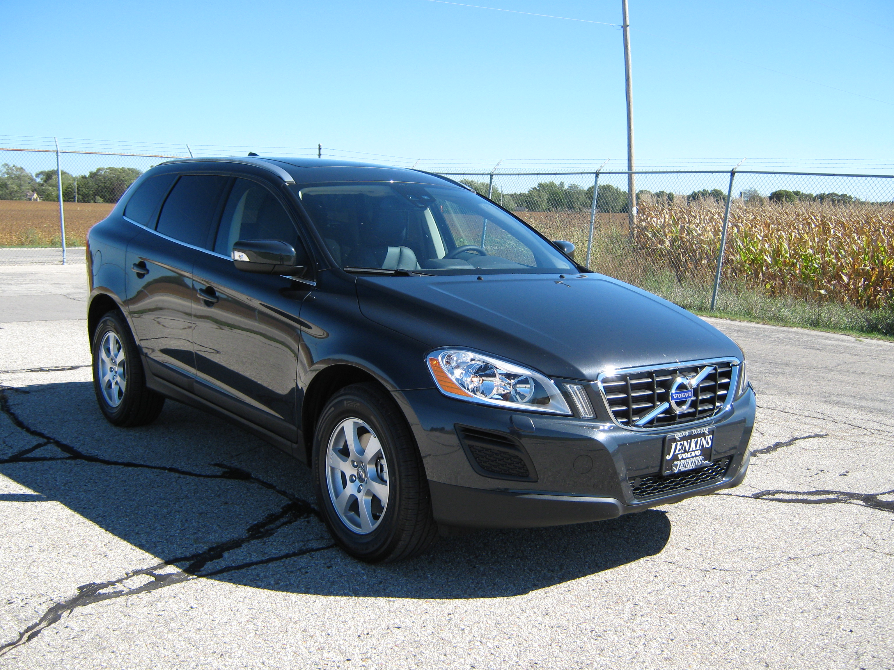 2011 VOLVO XC60 crash image