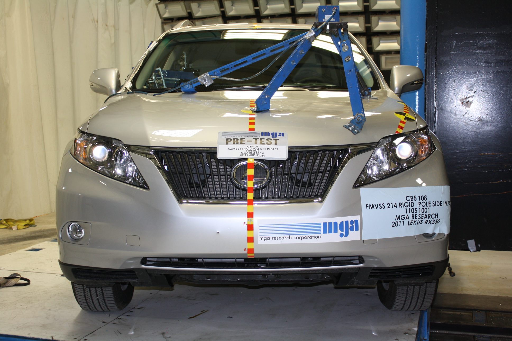 2011 LEXUS RX 350 crash image