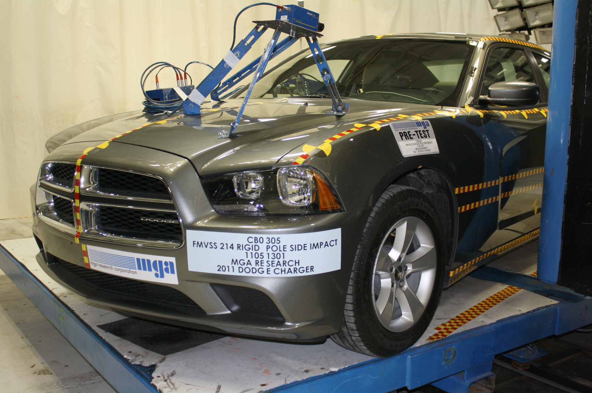 2011 DODGE CHARGER crash image 7