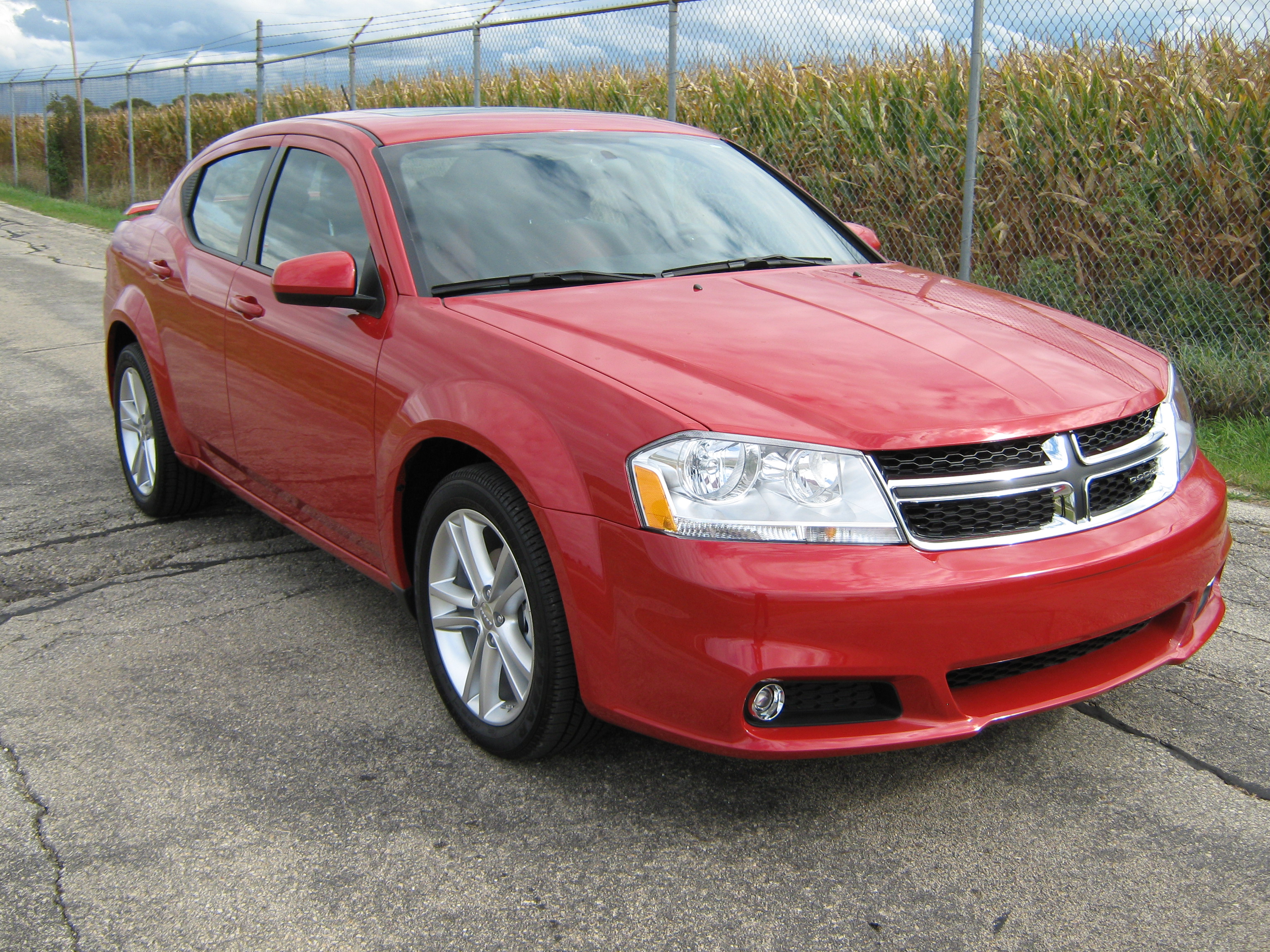2012 DODGE AVENGER crash-test photo