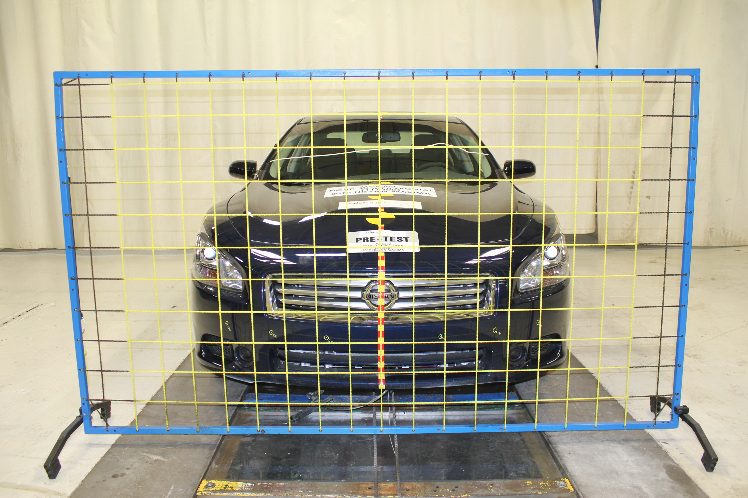 2012 NISSAN MAXIMA crash image