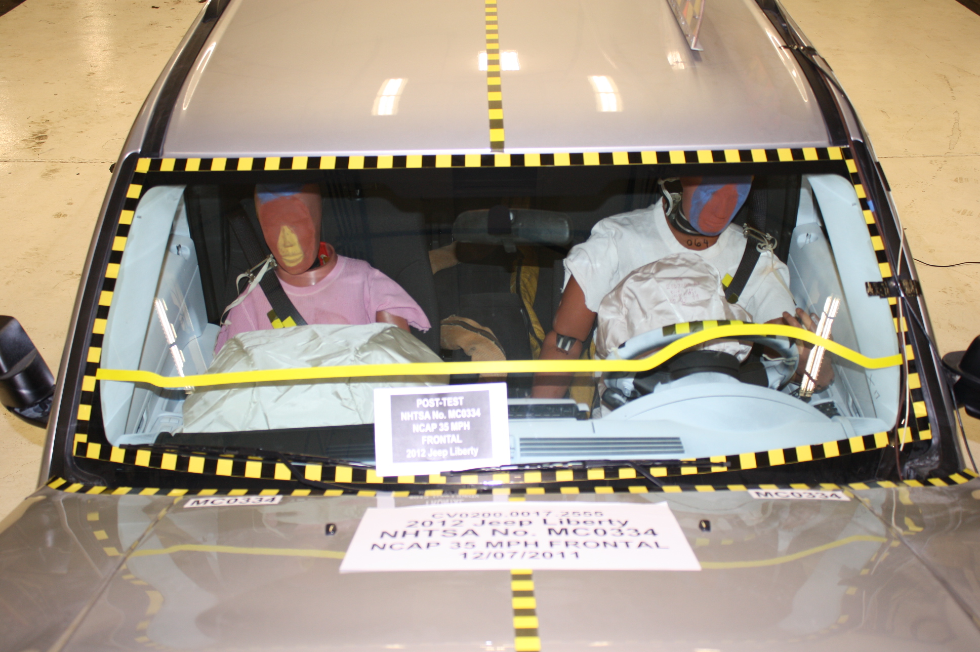 2012 JEEP LIBERTY crash image 18