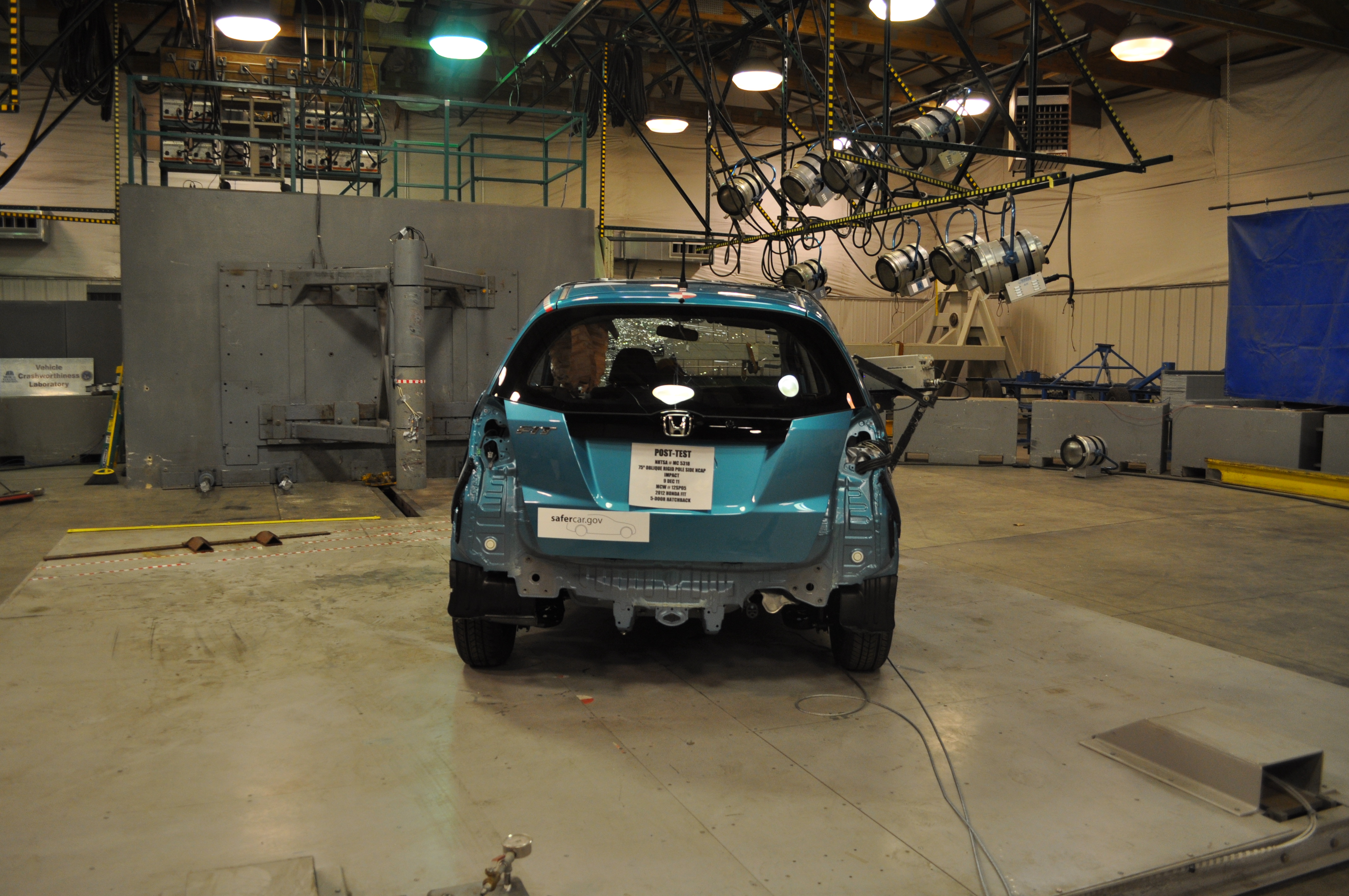 2012 HONDA FIT crash image 12