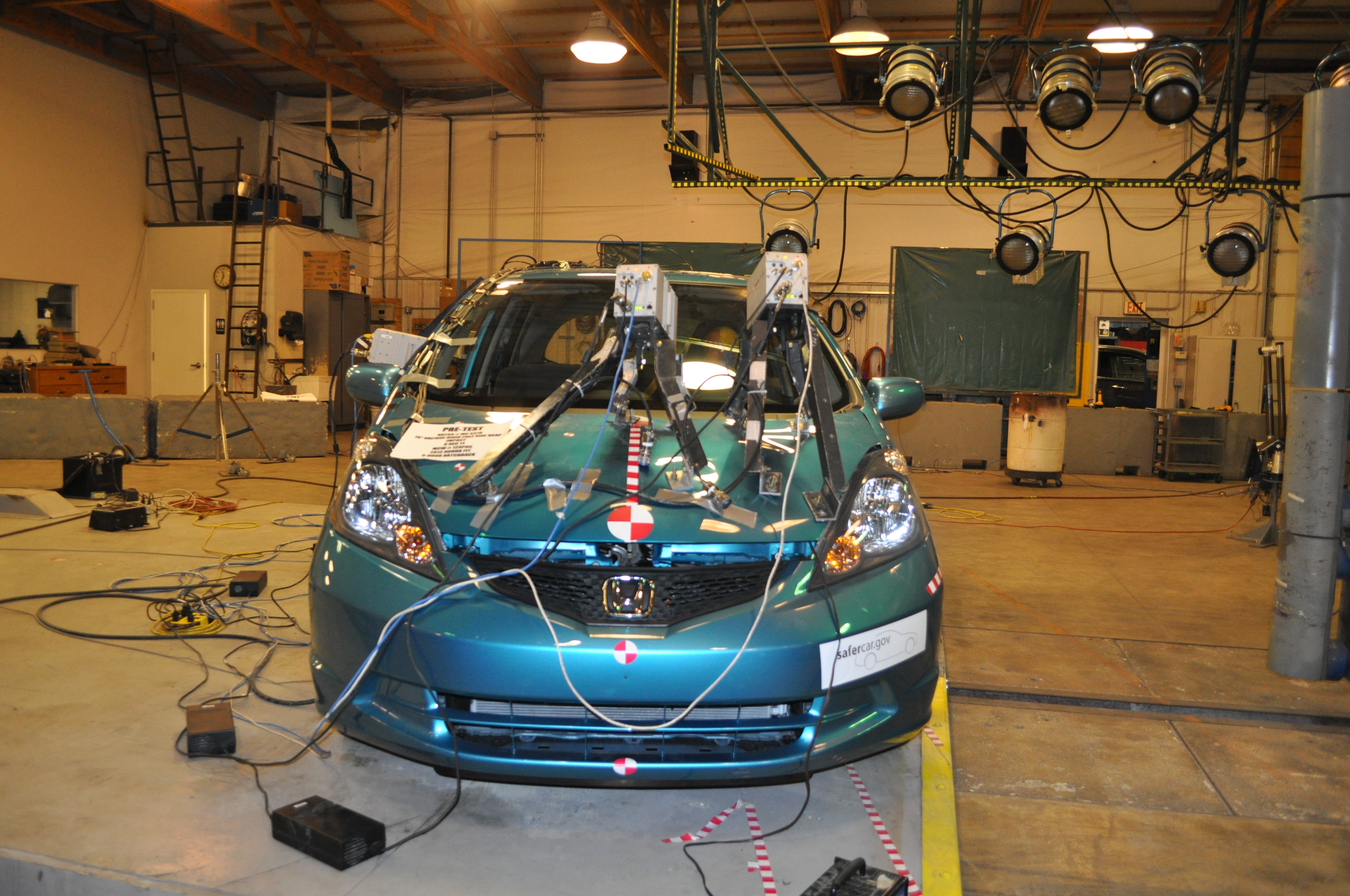 2012 HONDA FIT crash image 3