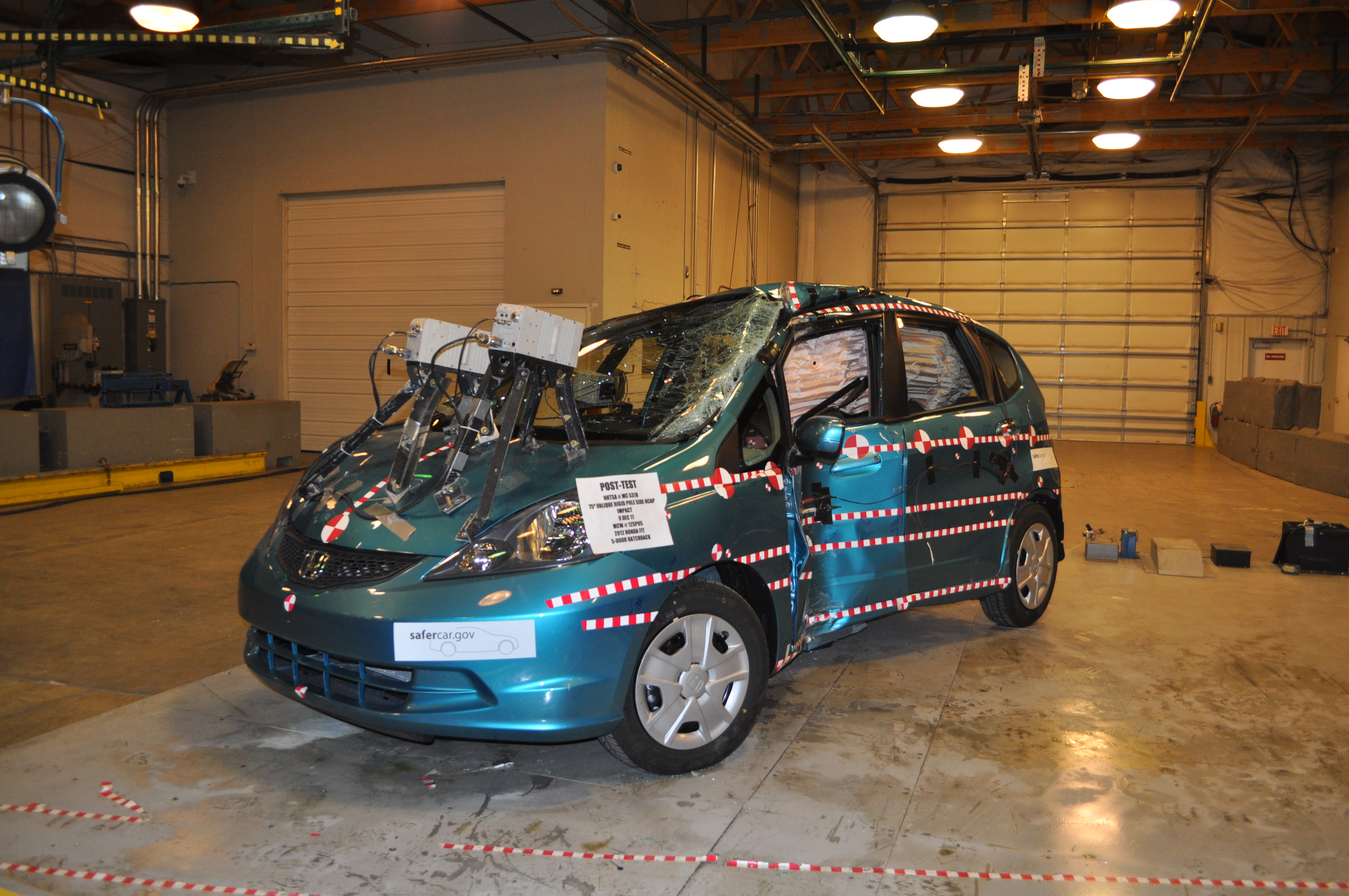 2012 HONDA FIT crash image 6