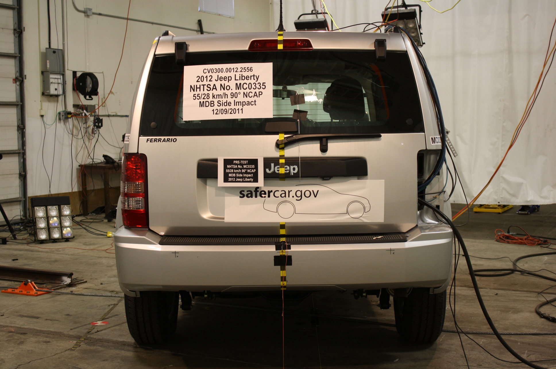 2012 JEEP LIBERTY crash image 11