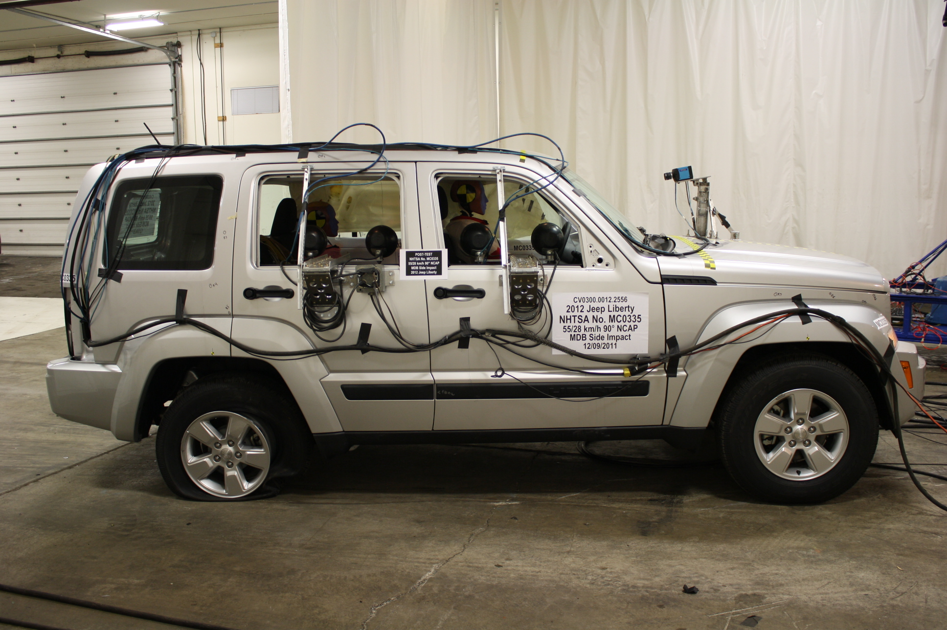 2012 JEEP LIBERTY crash image 14
