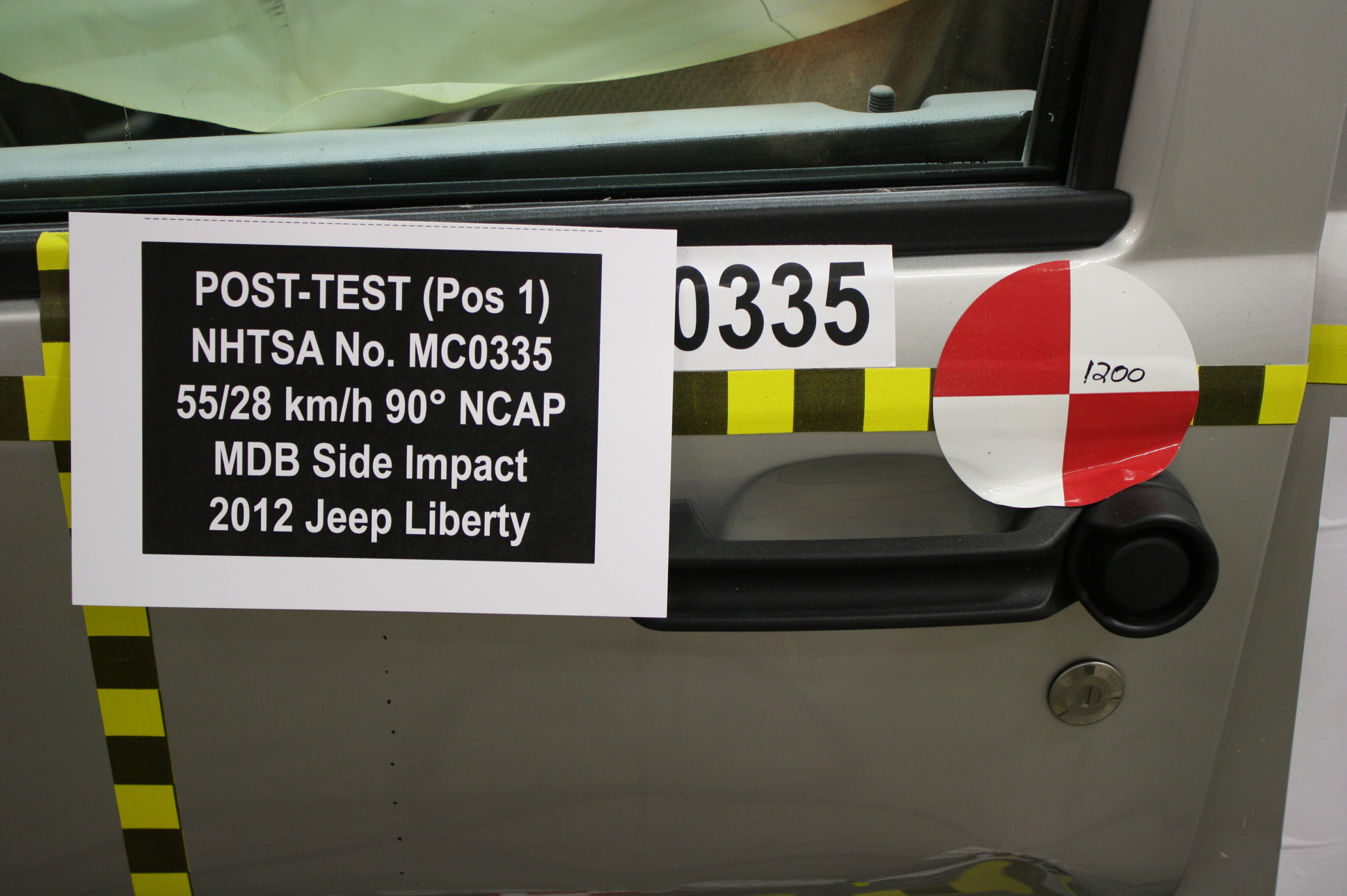 2012 JEEP LIBERTY crash image 22