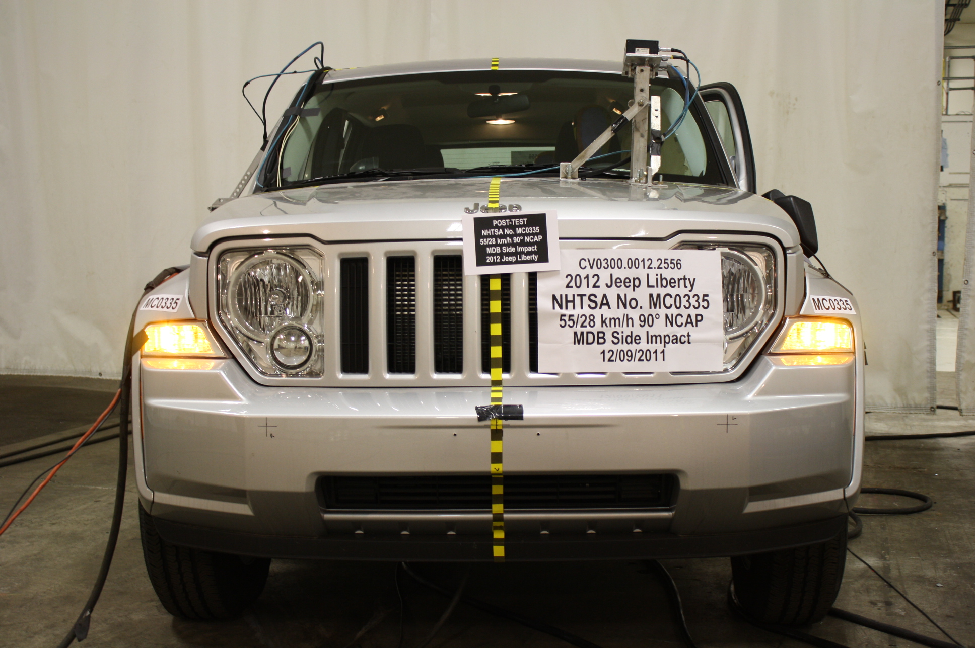 2012 JEEP LIBERTY crash image 4