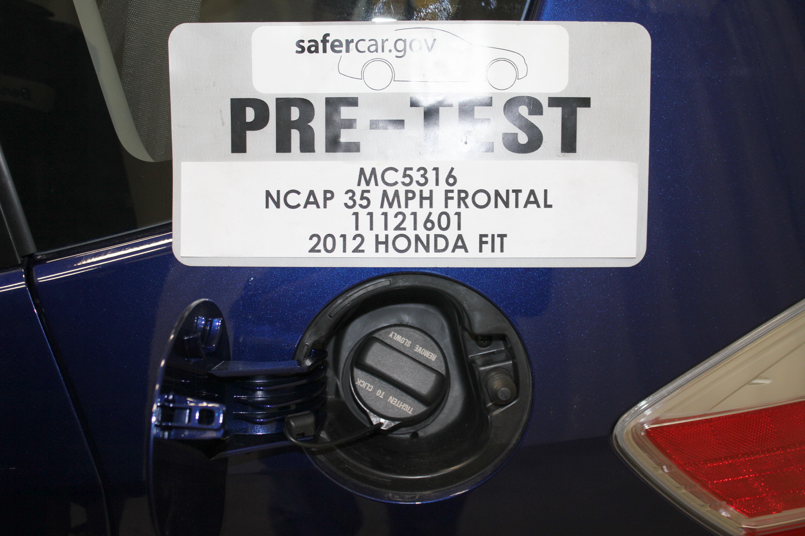 2012 HONDA FIT crash image 21