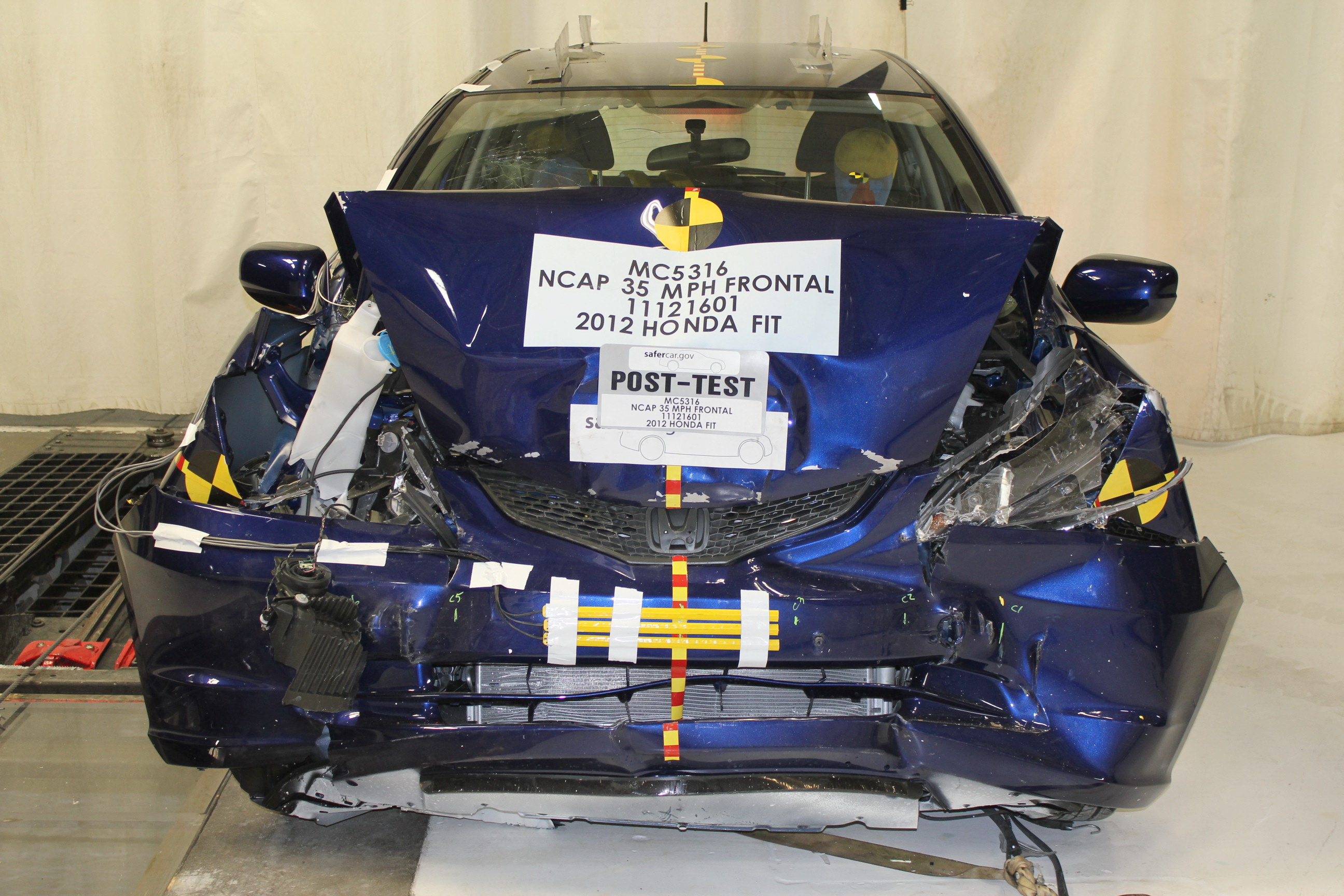 2012 HONDA FIT crash image 8