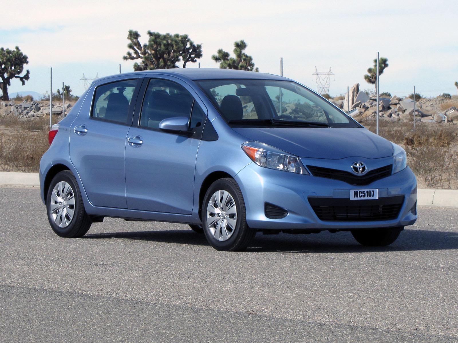 2012 TOYOTA YARIS crash image