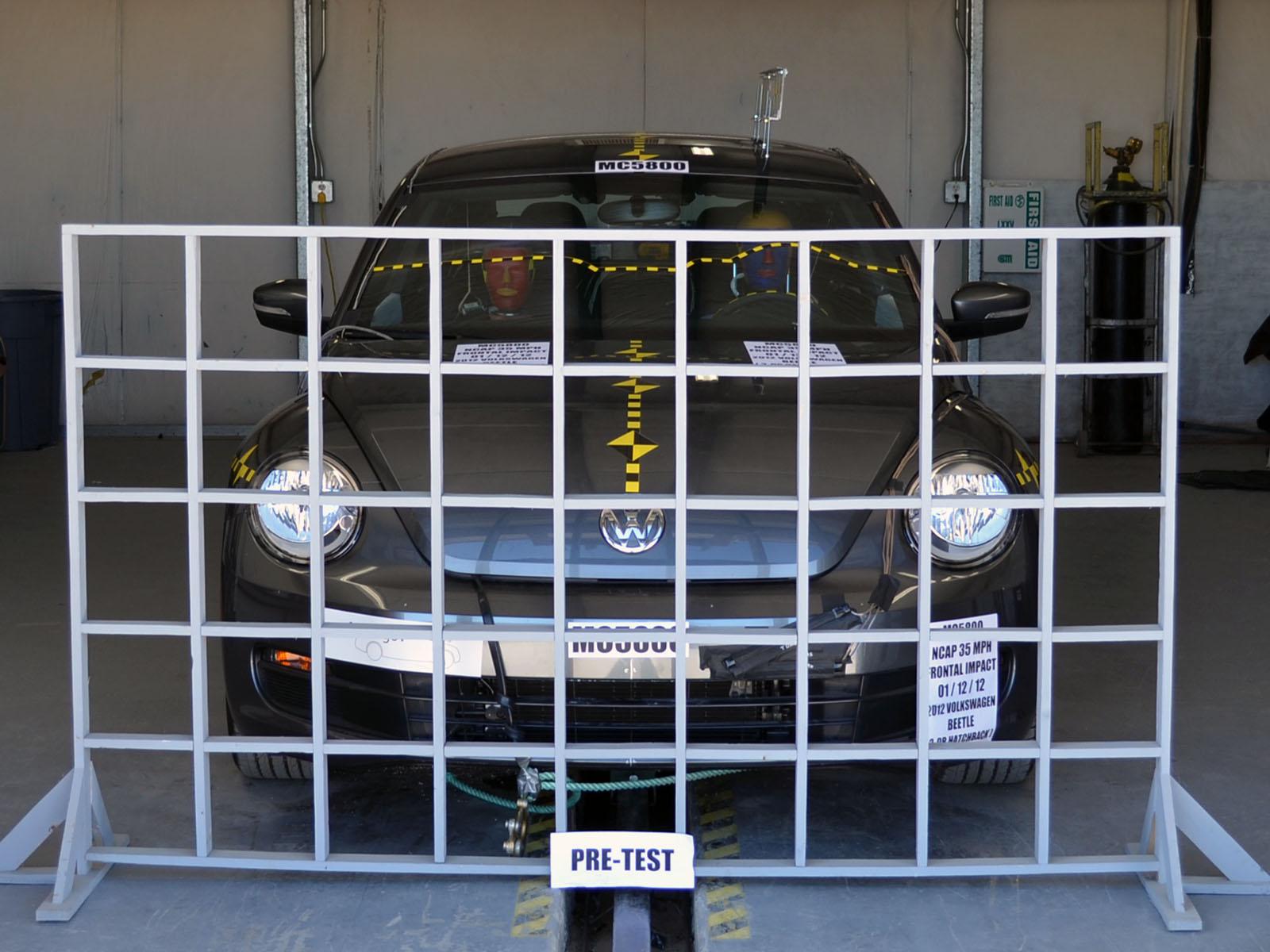 2012 VOLKSWAGEN BEETLE crash image