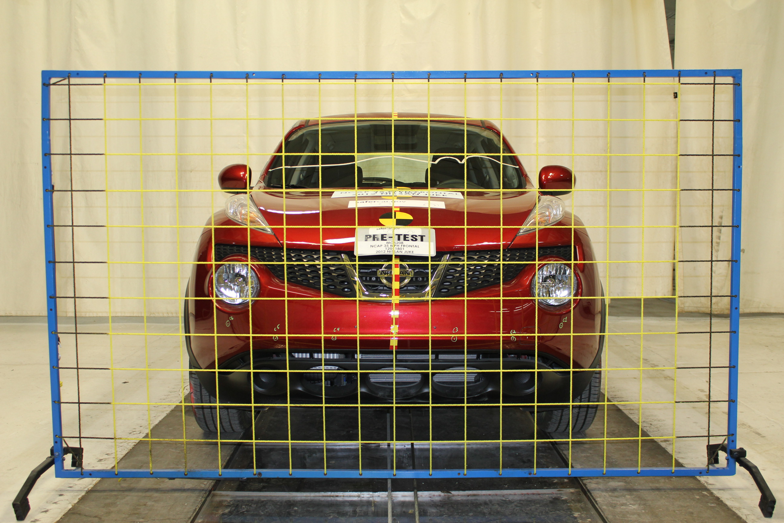 2012 NISSAN JUKE crash image