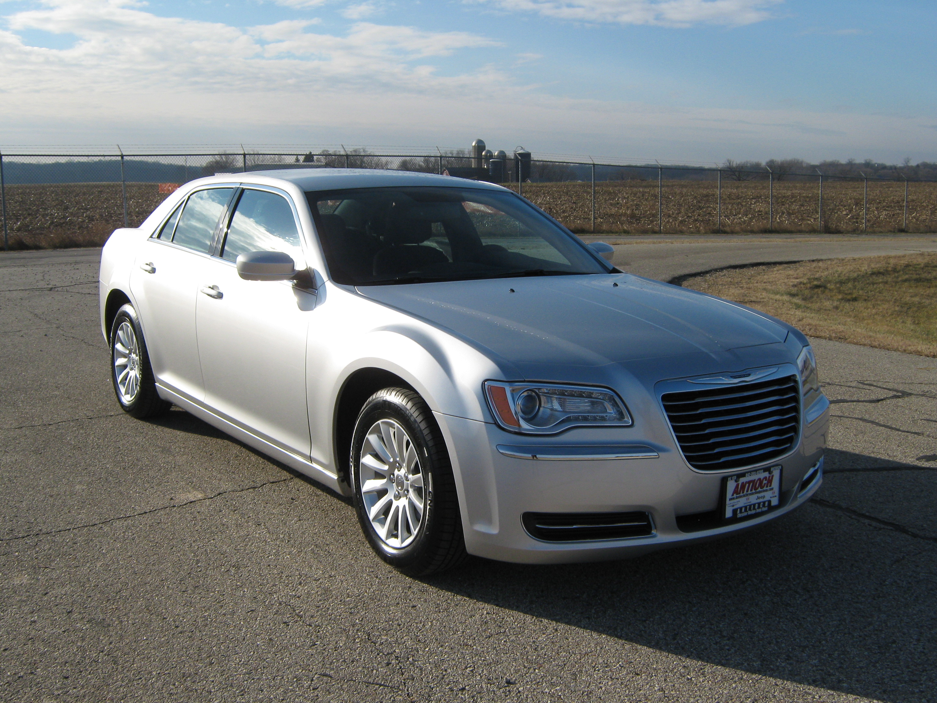 2012 CHRYSLER 300 crash image