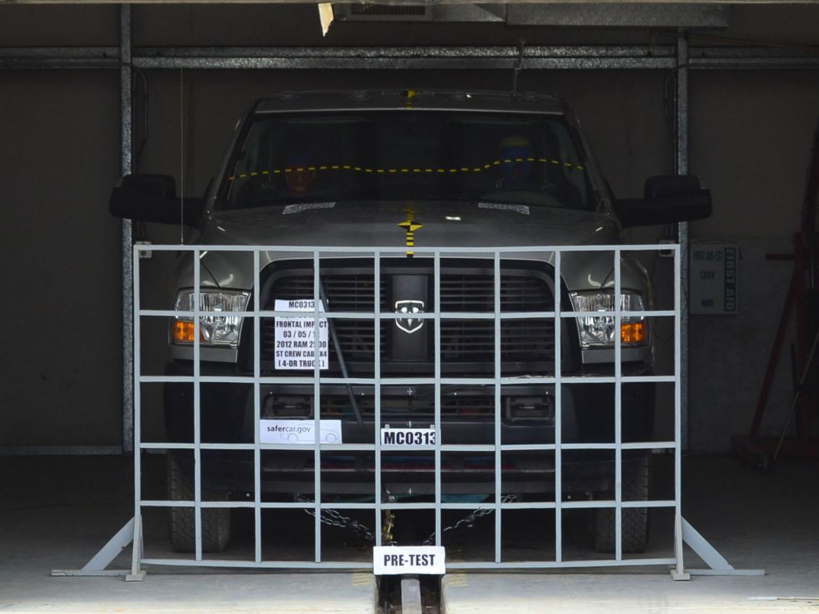 2012 RAM 2500 crash image