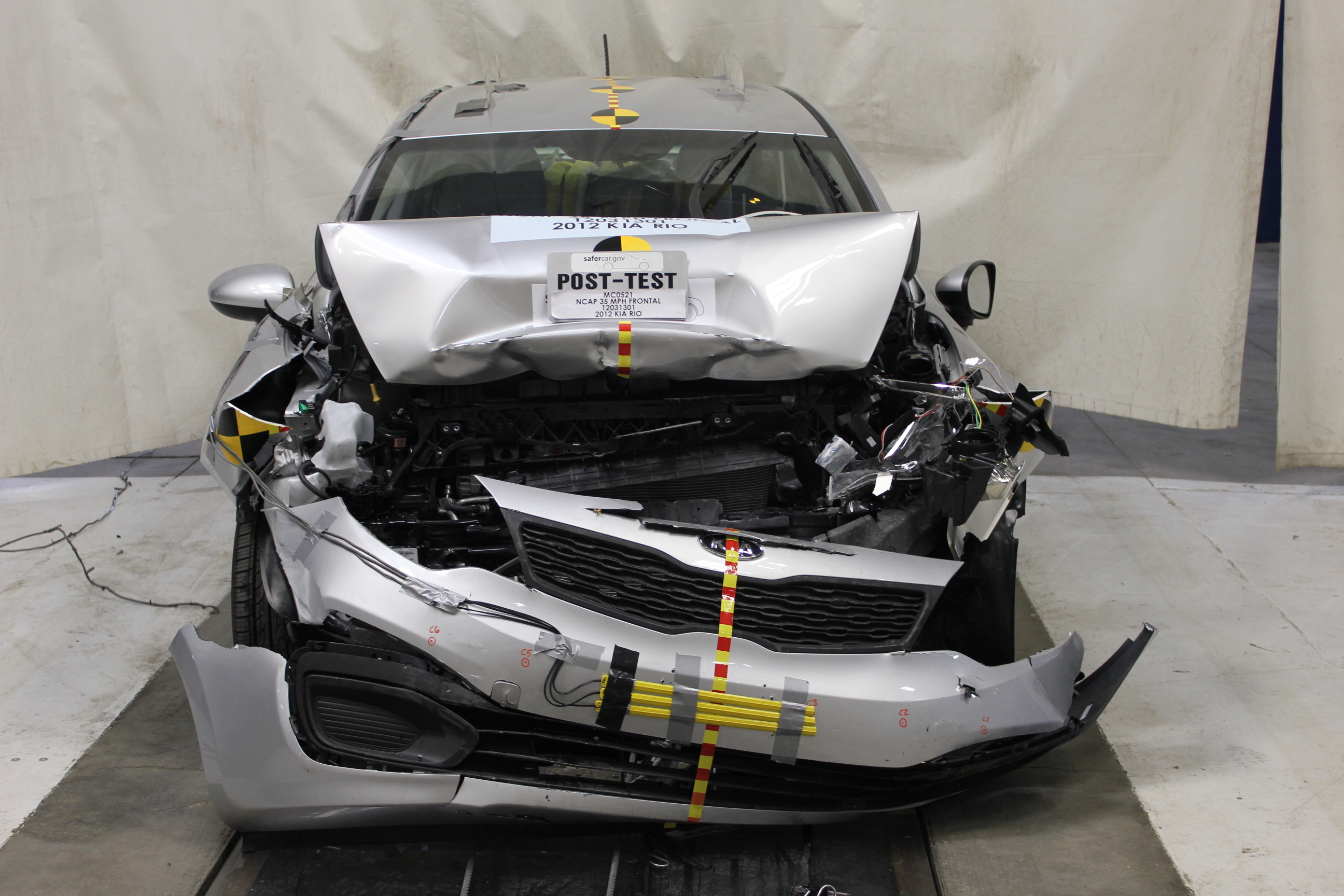 2012 KIA RIO crash image 10