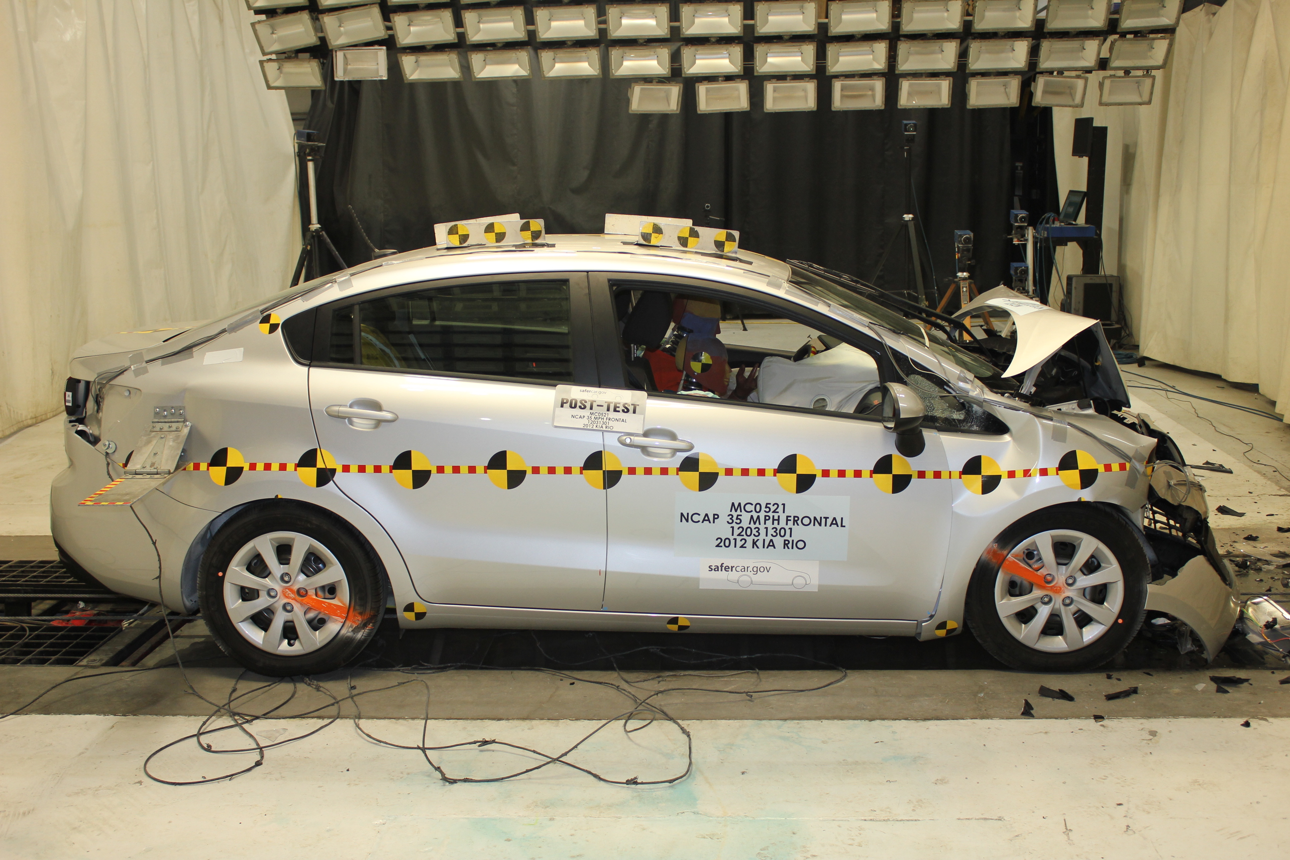 2012 KIA RIO crash image 14