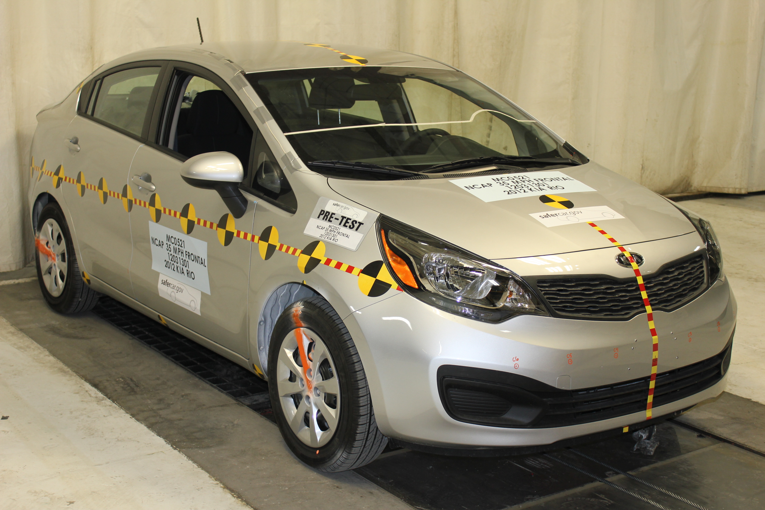 2012 KIA RIO crash image 15