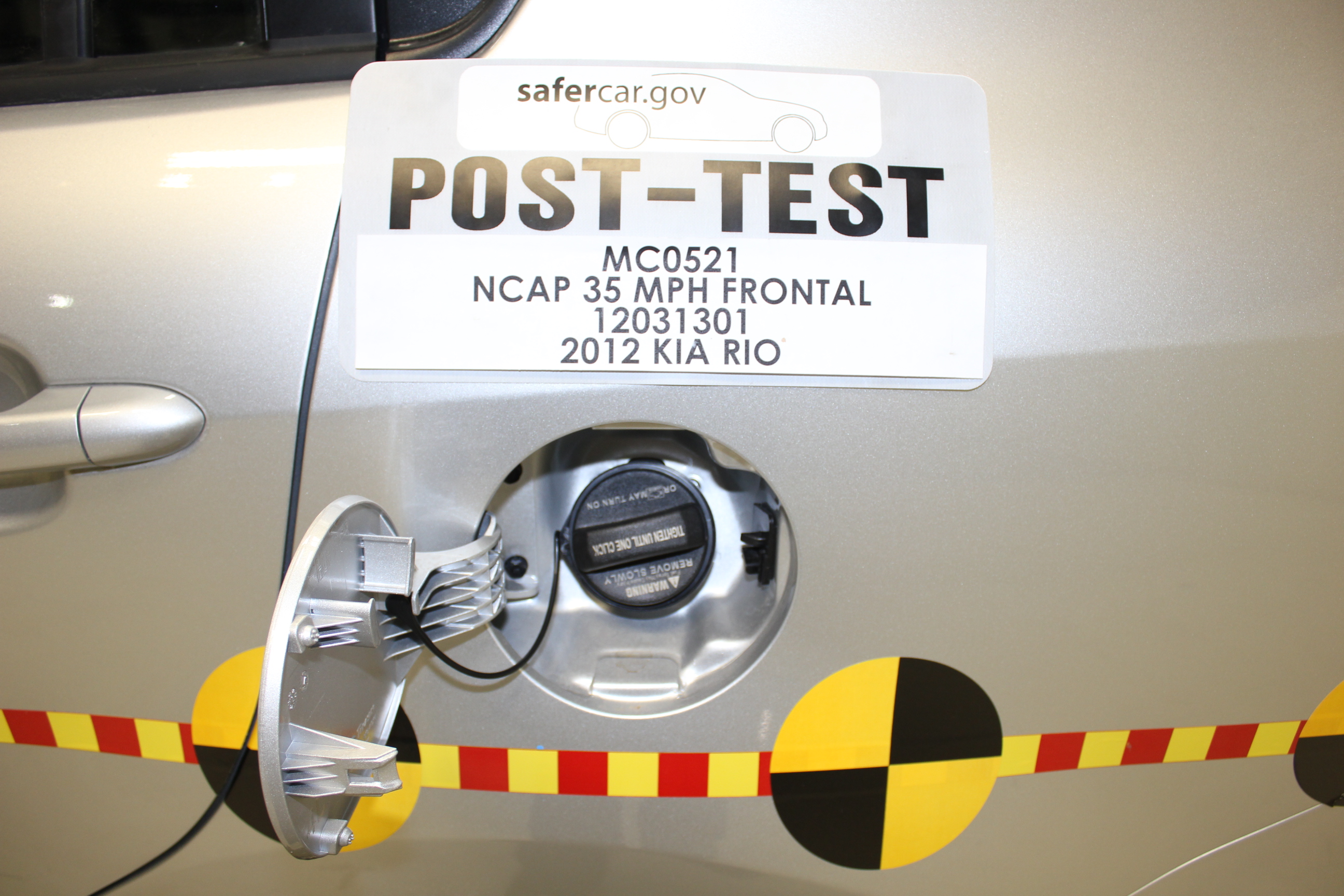 2012 KIA RIO crash image 24