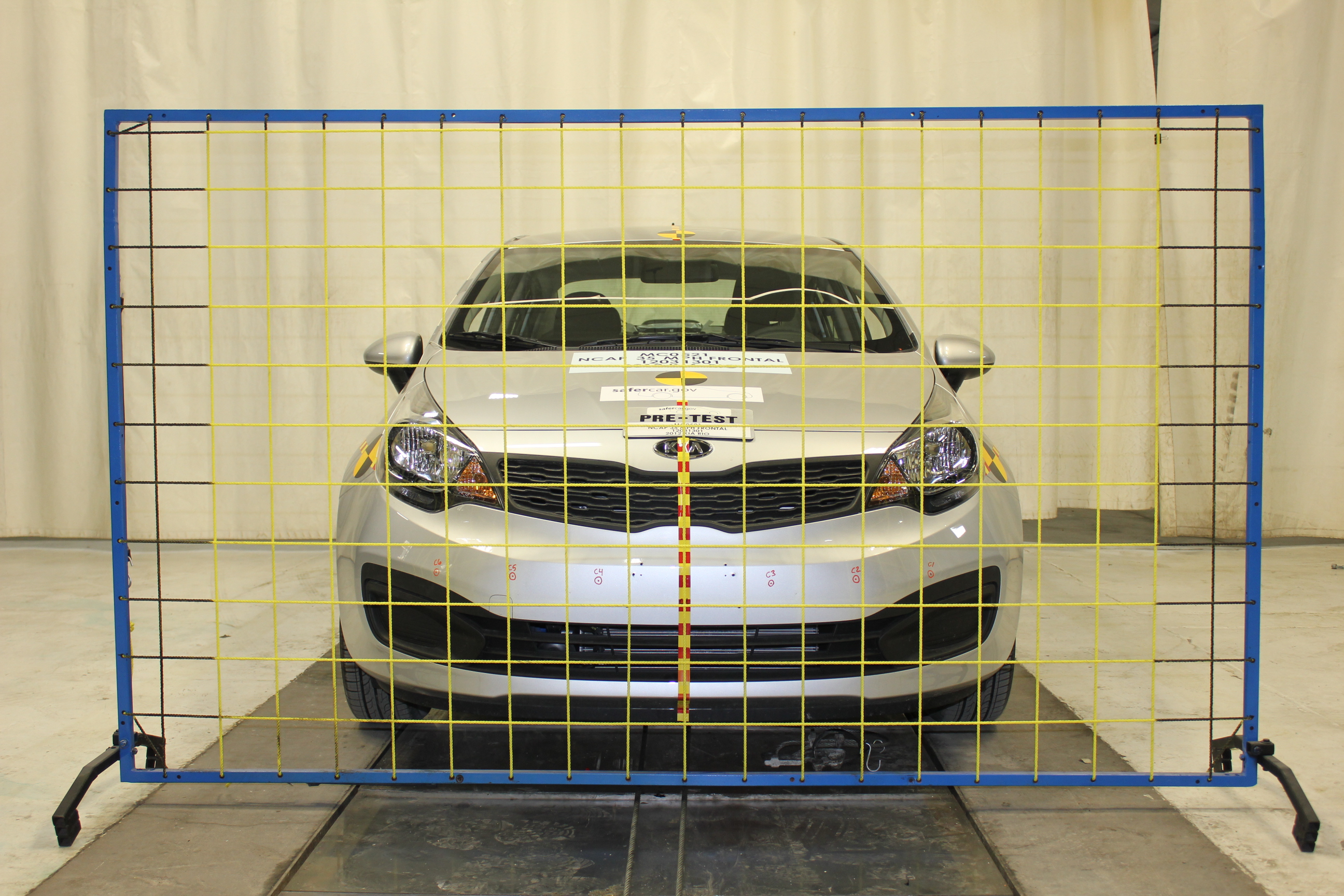 2012 KIA RIO crash image 3