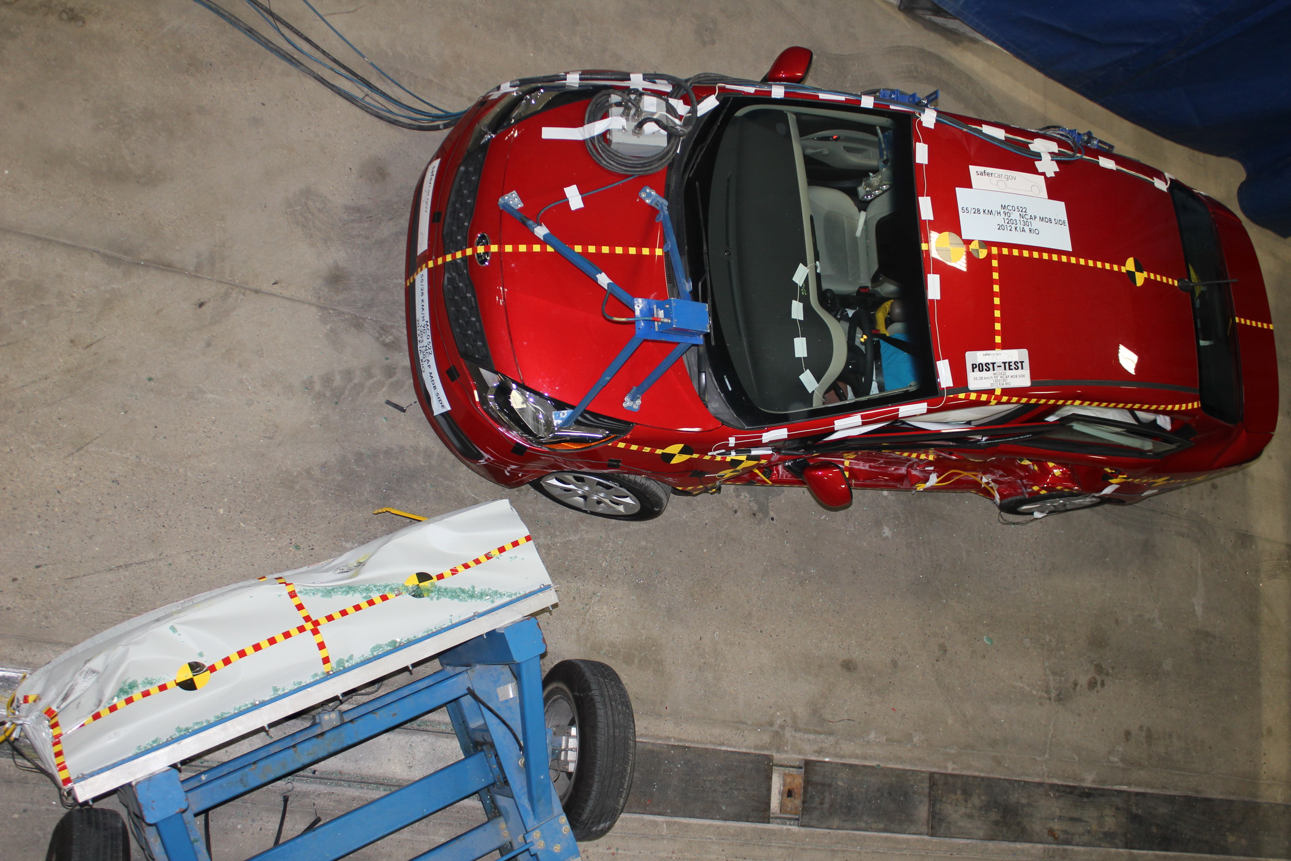 2012 KIA RIO crash image 17
