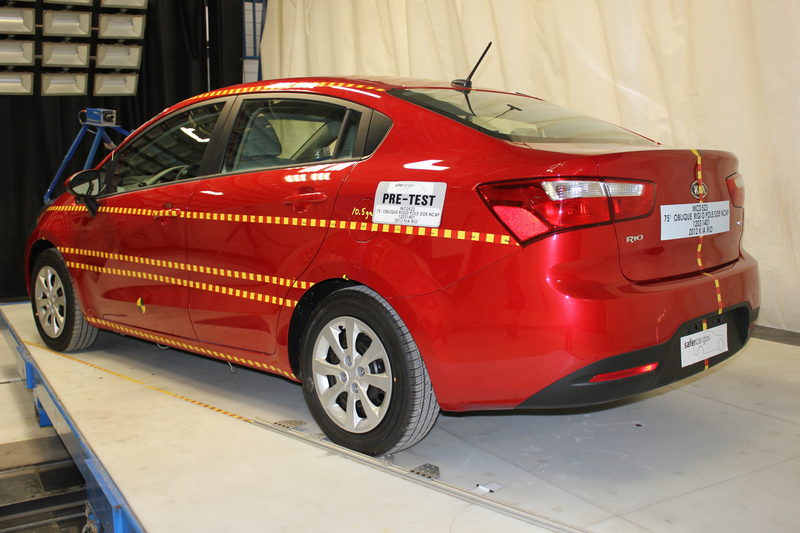 2012 KIA RIO crash image 10
