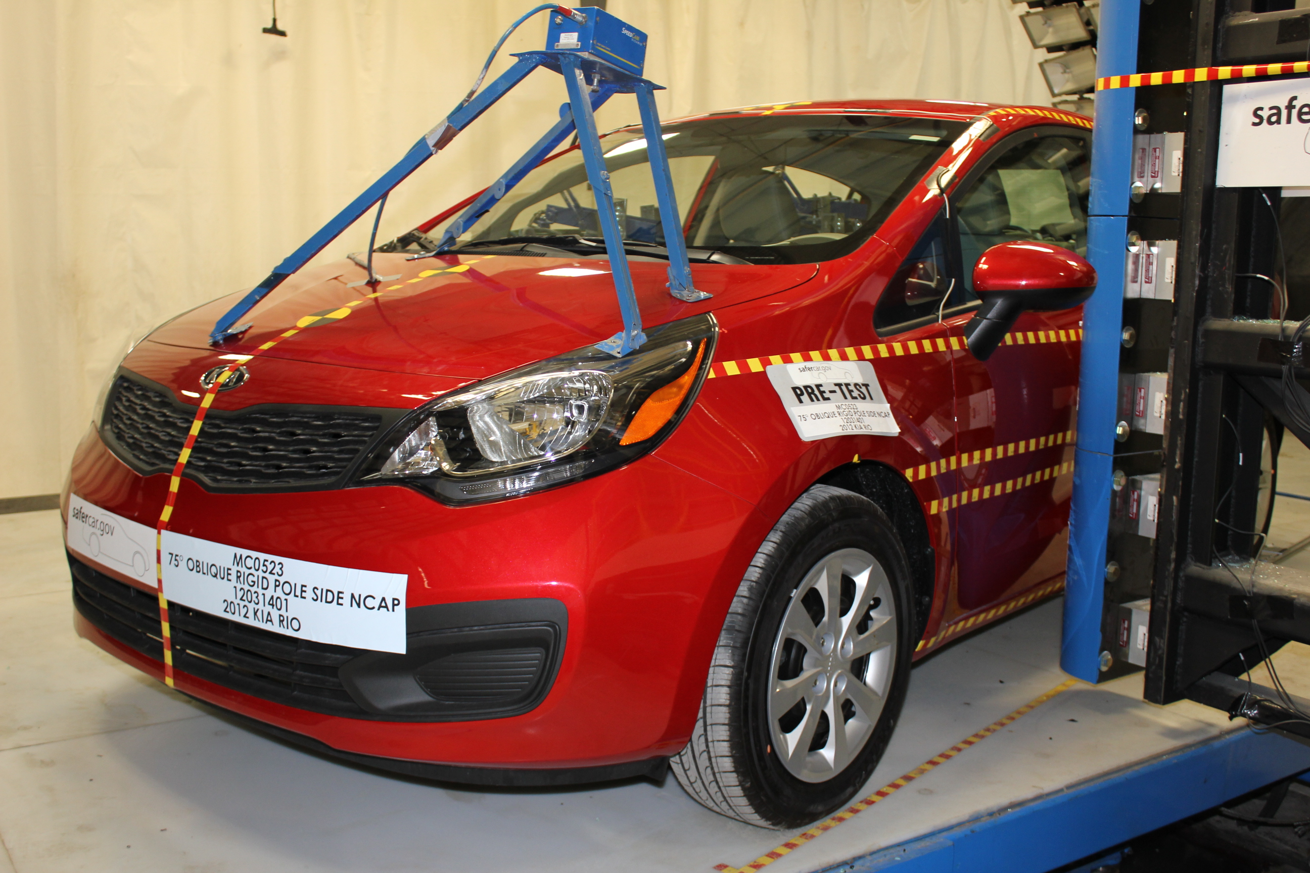 2012 KIA RIO crash image 18