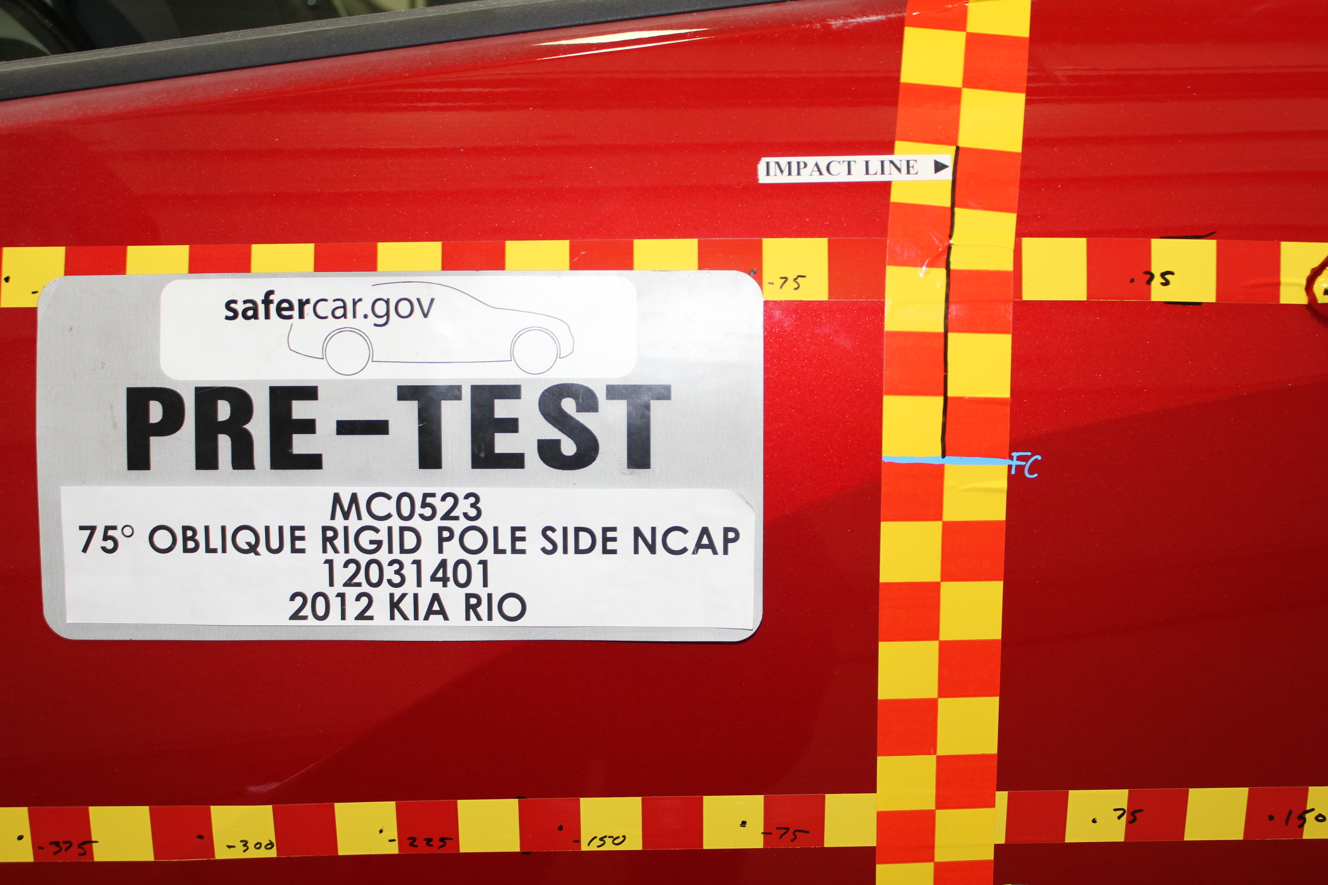 2012 KIA RIO crash image 20